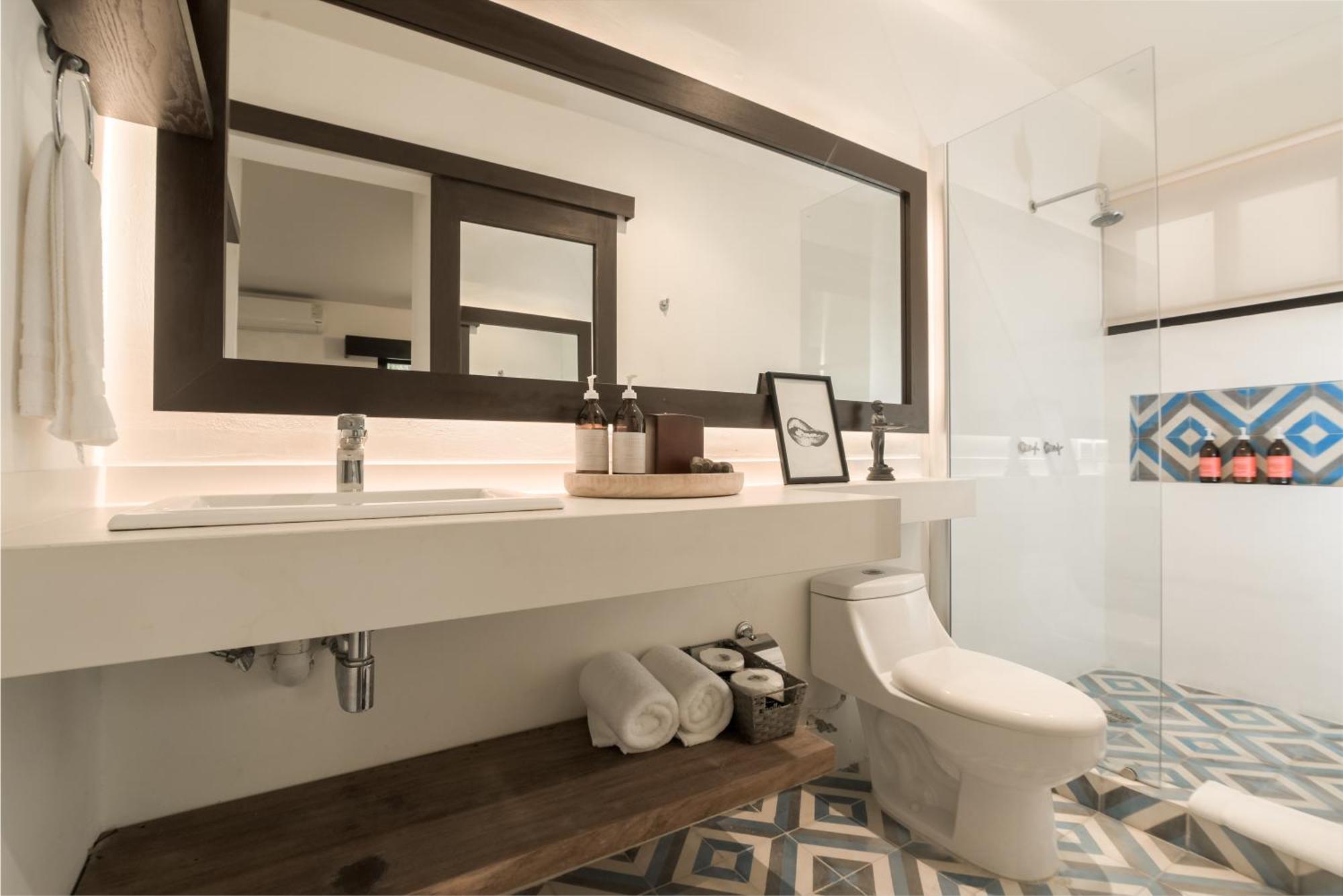 Lumina At Looltum Apartamento
