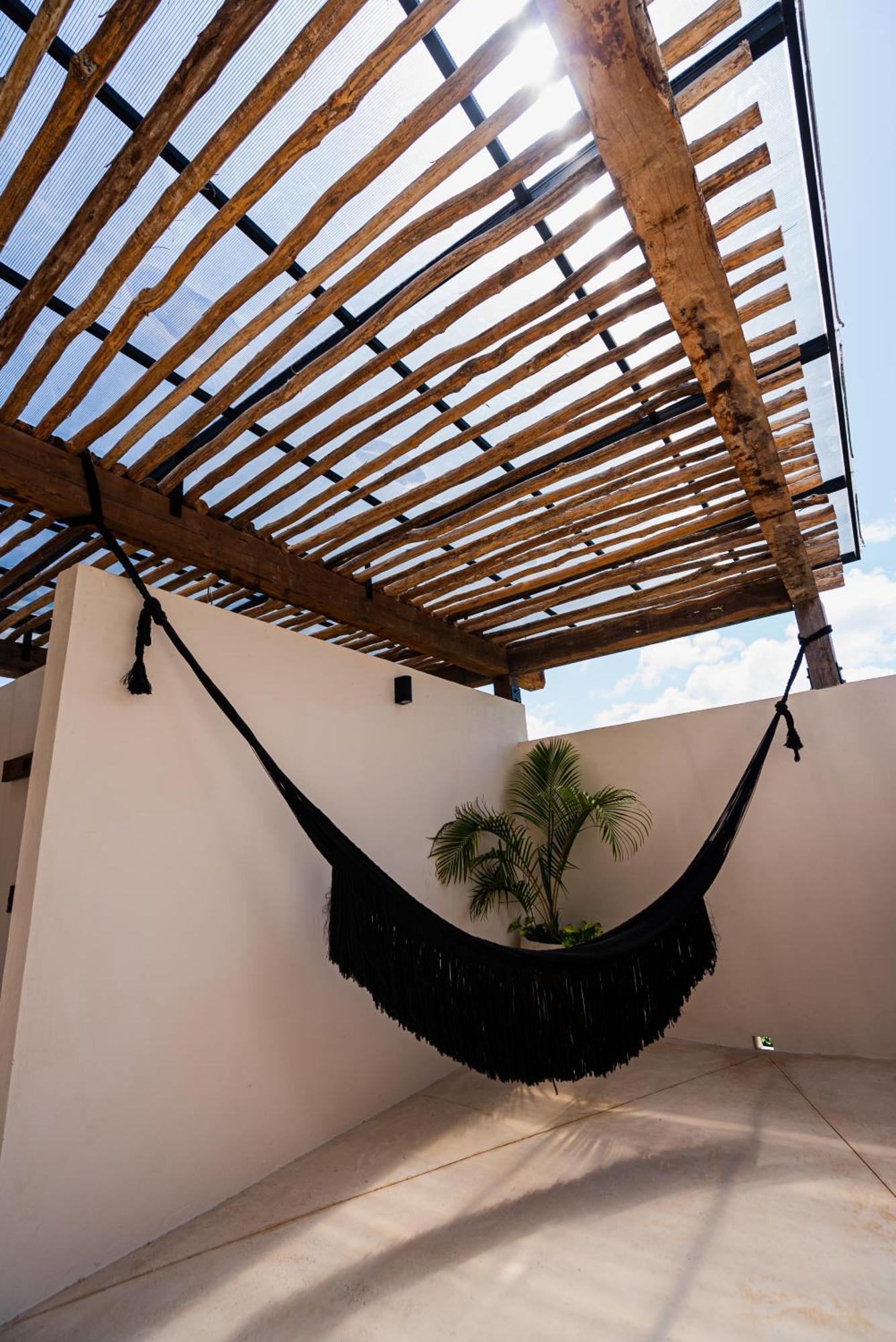 Penthouse With Private Jungle, Pool, Downtown Apartamento Tulum