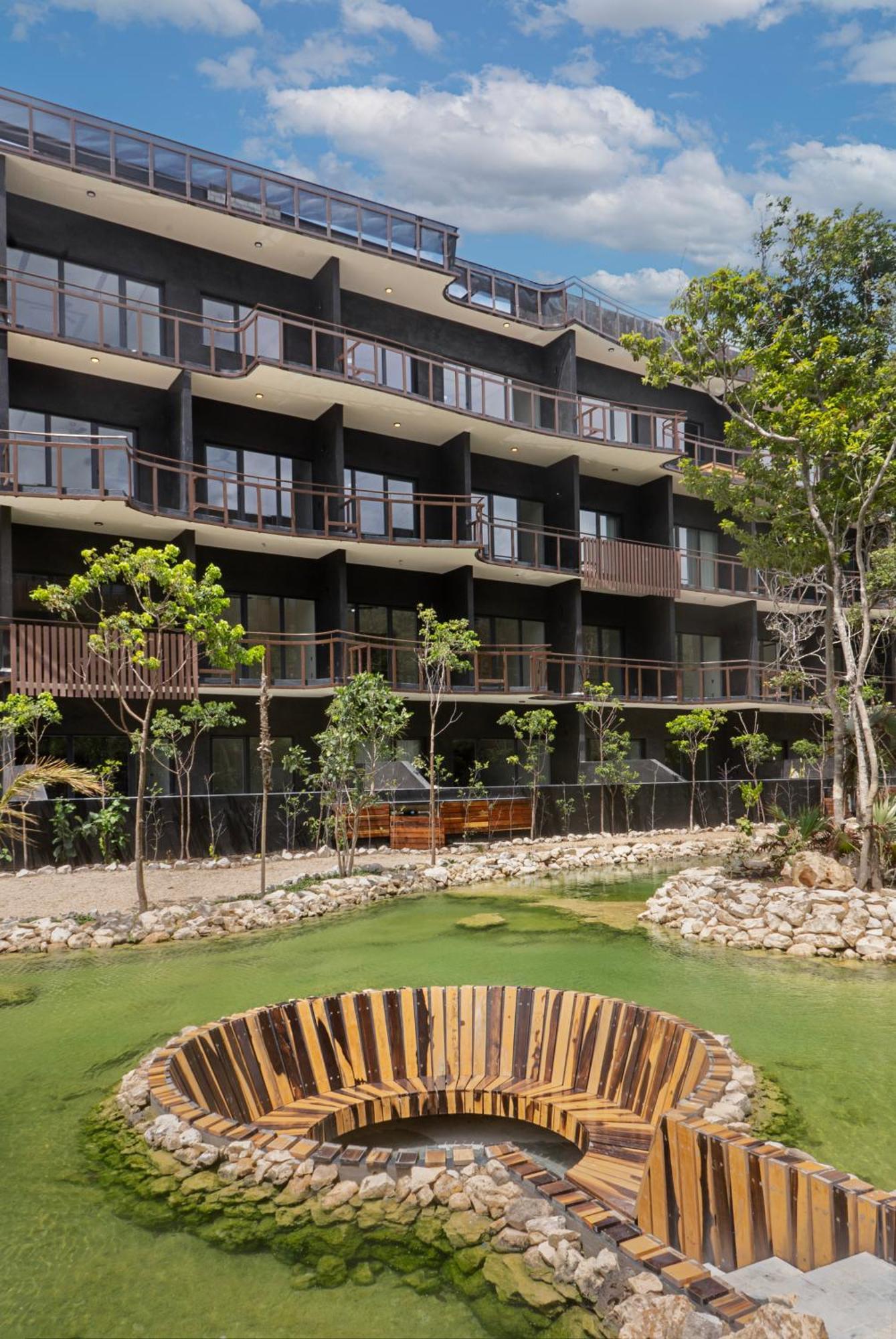 New 1br Zone Rooftop Wpool And Concierge