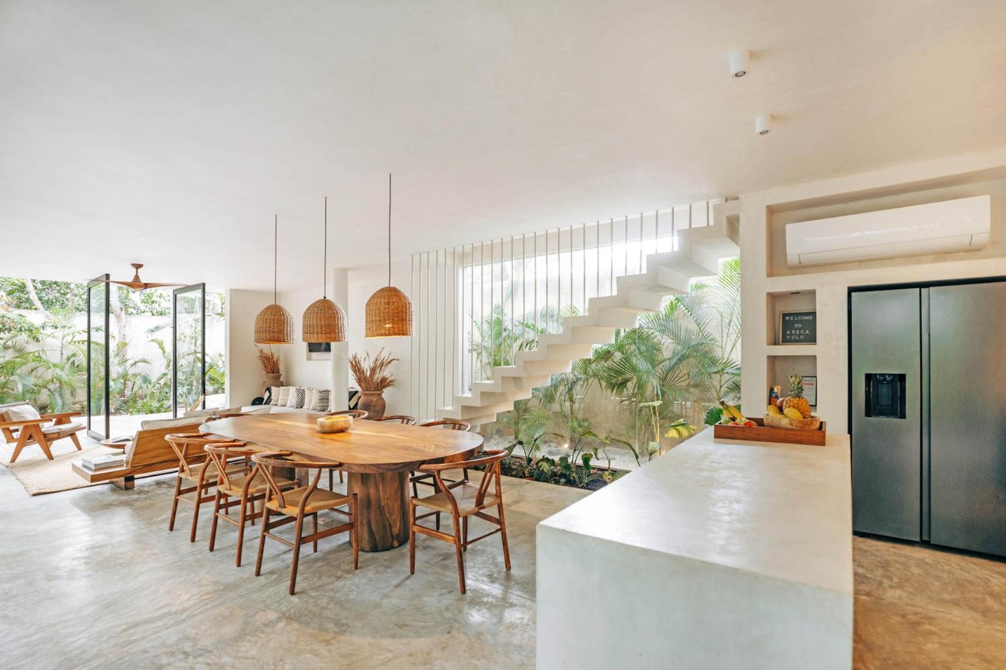 Casa Areca, Awarded Architectural Located In A Secured Gated Community, With Concierge Services *