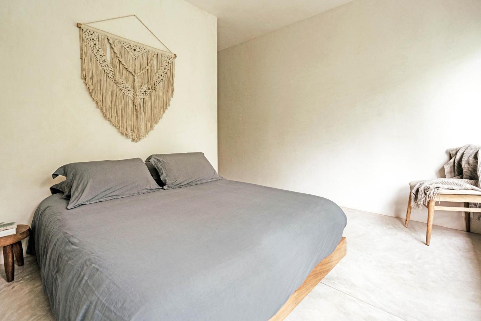 Villa Casa Areca, Awarded Architectural Located In A Secured Gated Community, With Concierge Services *