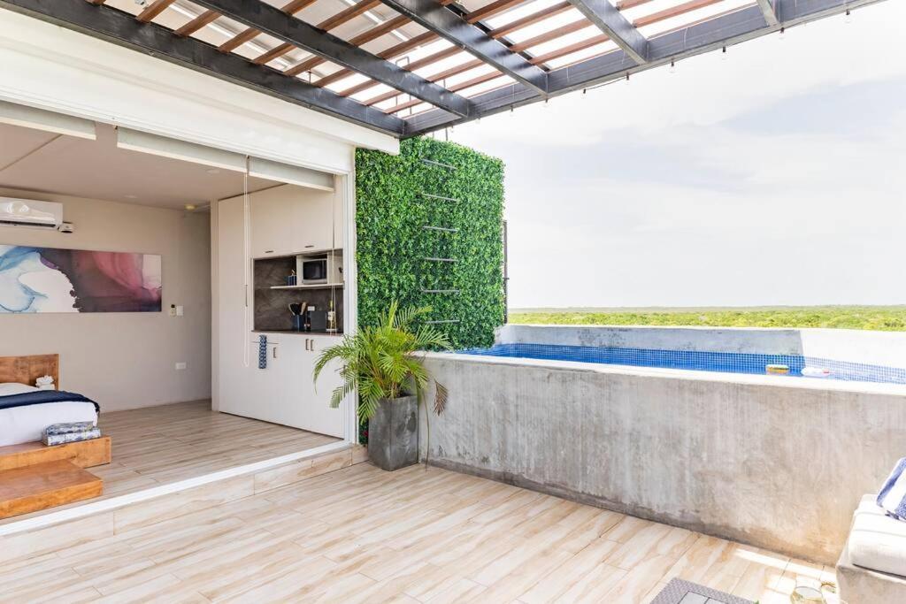 Apartment Rooftop Pool Paradise With Jungle Views *