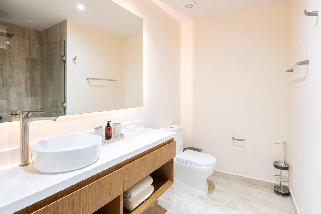 Stunning 2 Bd Mistiq Ph Rooftop Private Pool Apartamento *