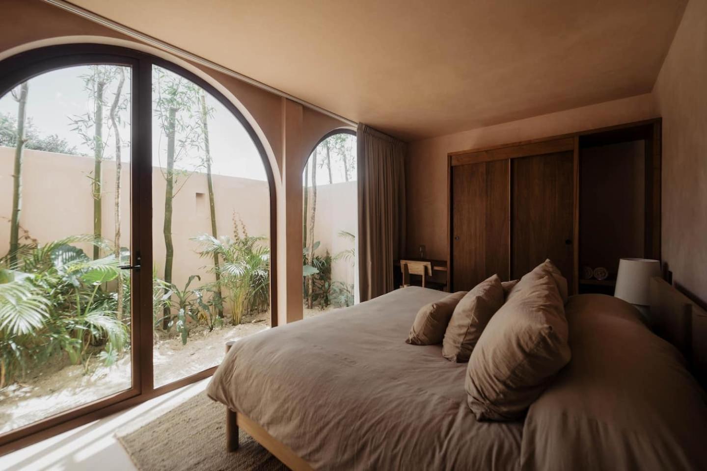 Babel Aparthotel