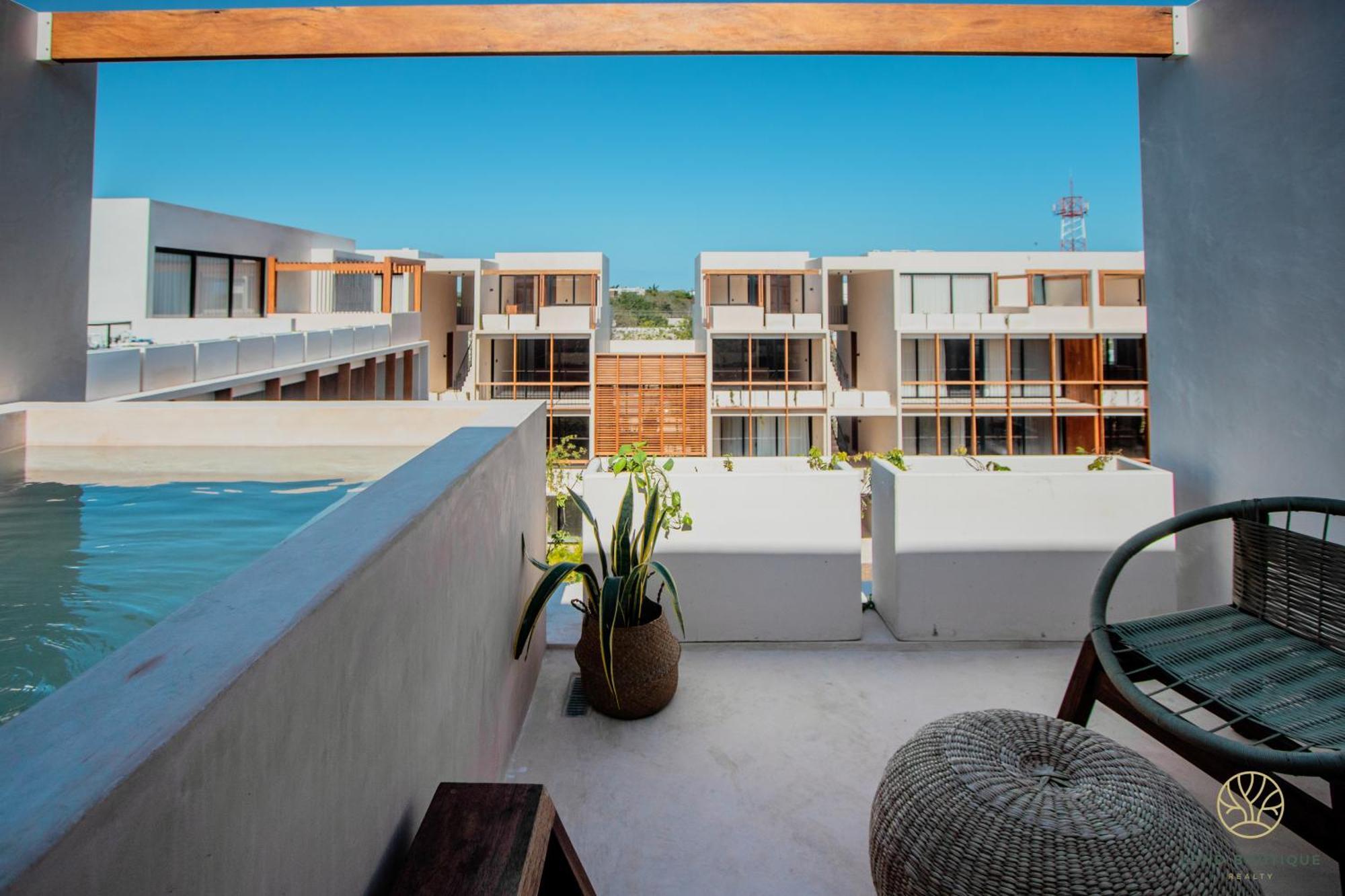 Muunek By Land Boutique Apartahotel
