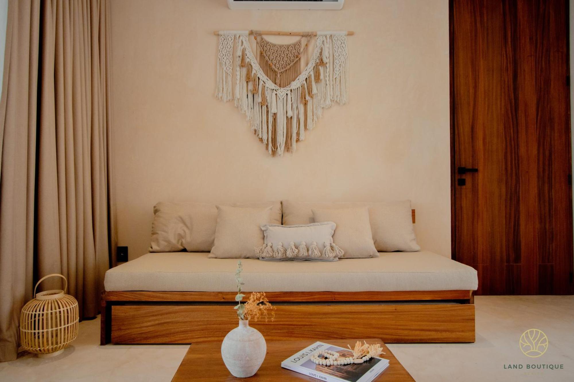 Muunek By Land Boutique Apartahotel