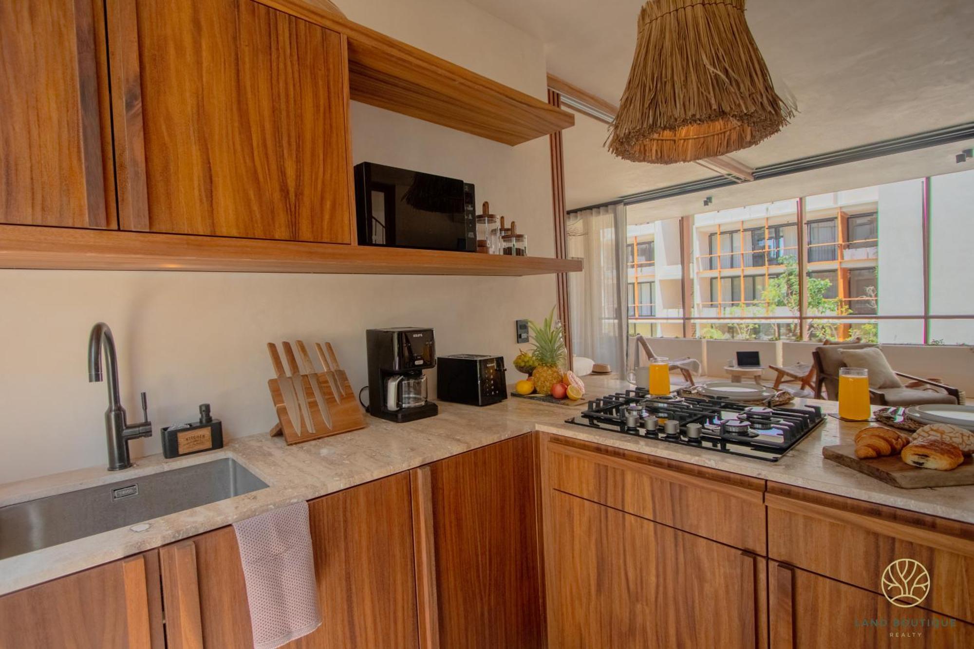 Muunek By Land Boutique Apartahotel