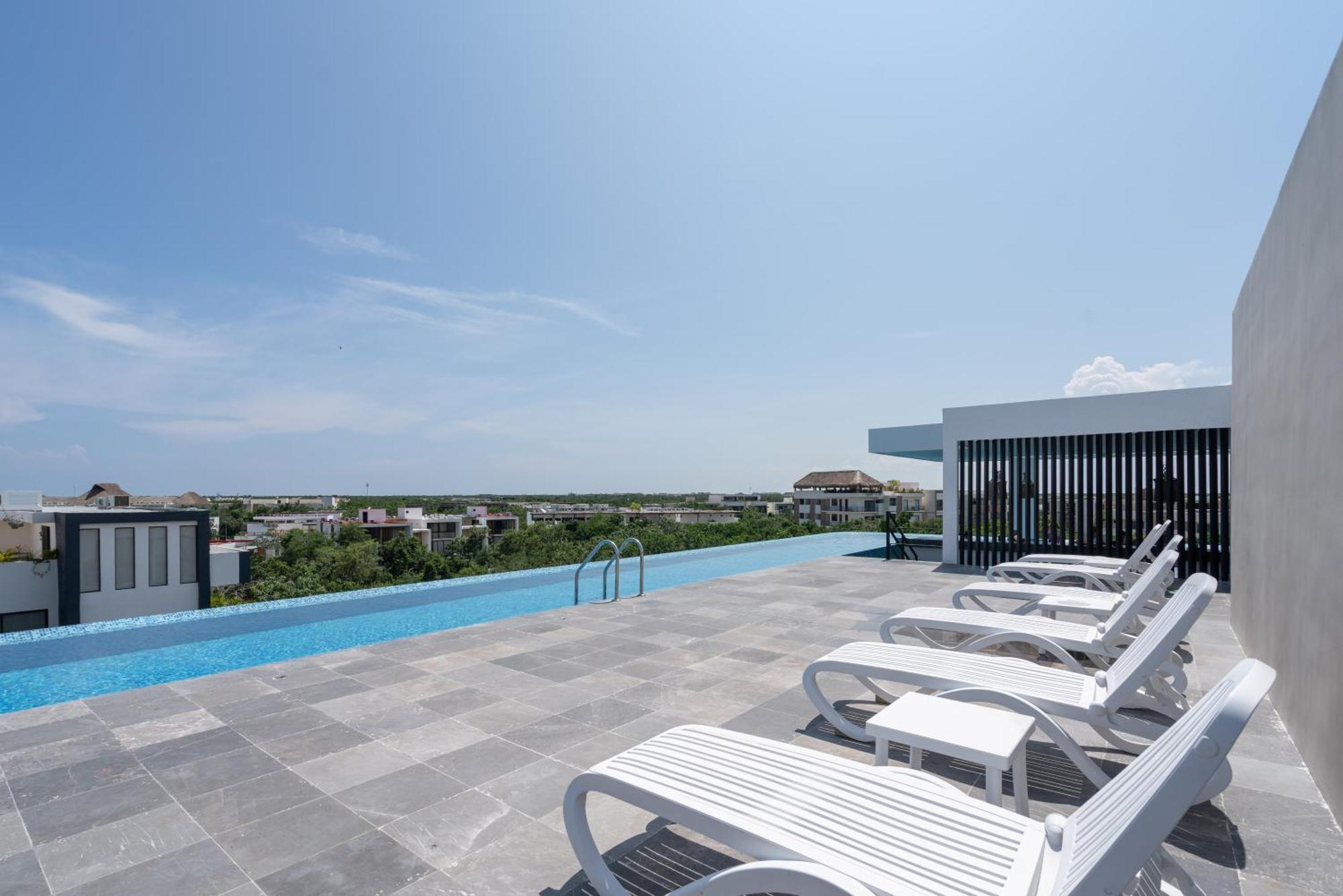 Private Pool Oasis Roof Terrace, Gym, Near Shop *