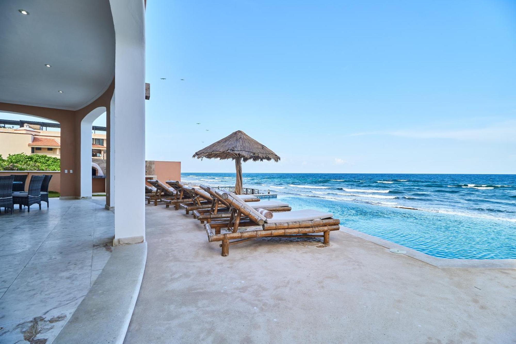 Hacienda Tankah Stunning Private With 7 Bedrooms 8 Beds Pool And Personal Cook Luxury Exclusivity And Comfort For Groups And Families Of Up To 14 Guests In A Paradise By The Sea Villa