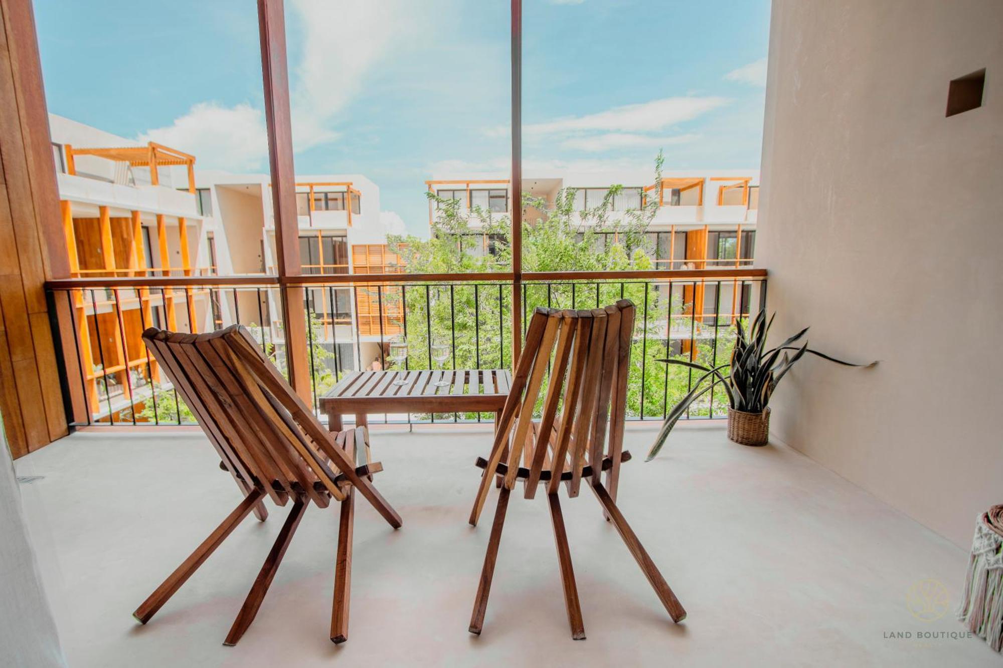 Muunek By Land Boutique Apartahotel