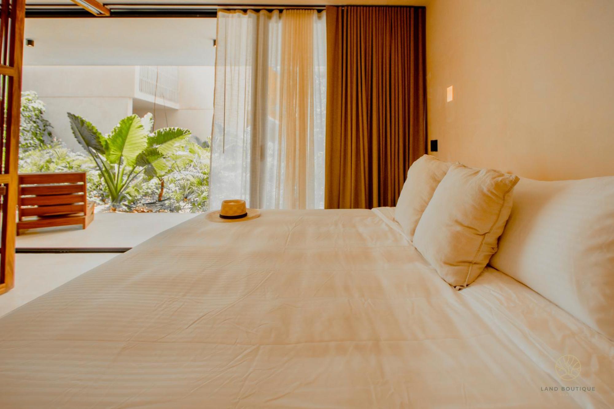 Muunek By Land Boutique Apartahotel *