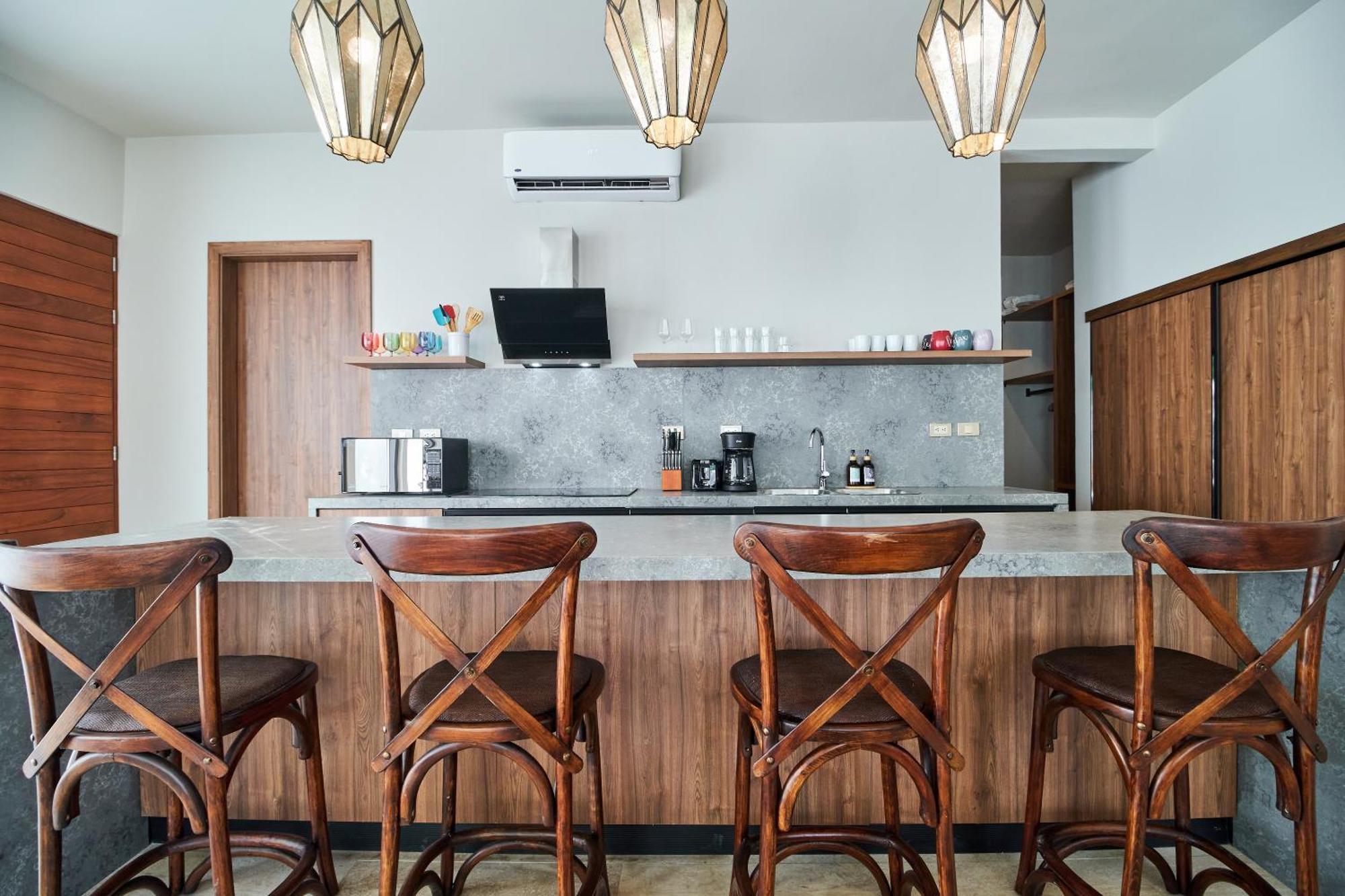 Luxury With Private Pools, Terrace & Rooftop Terrace Villa