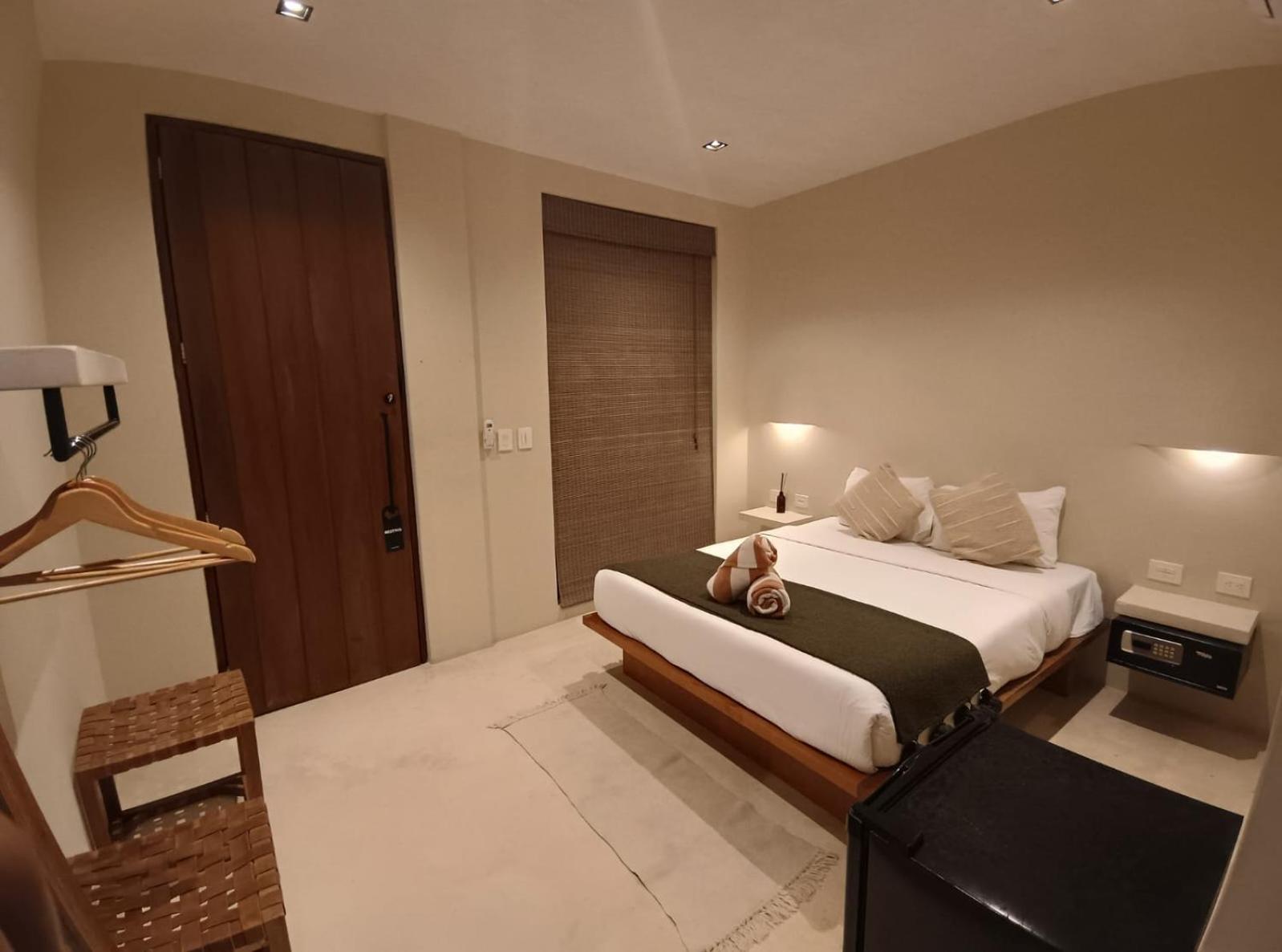 Downtown 3*
