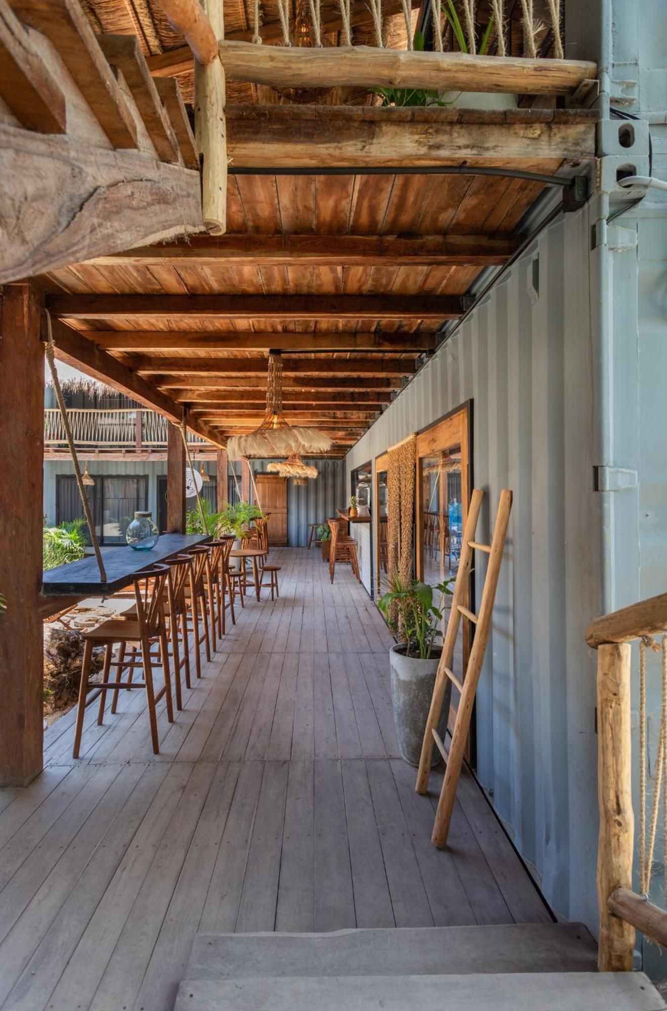 Meteora & Coffeehouse Hostal *