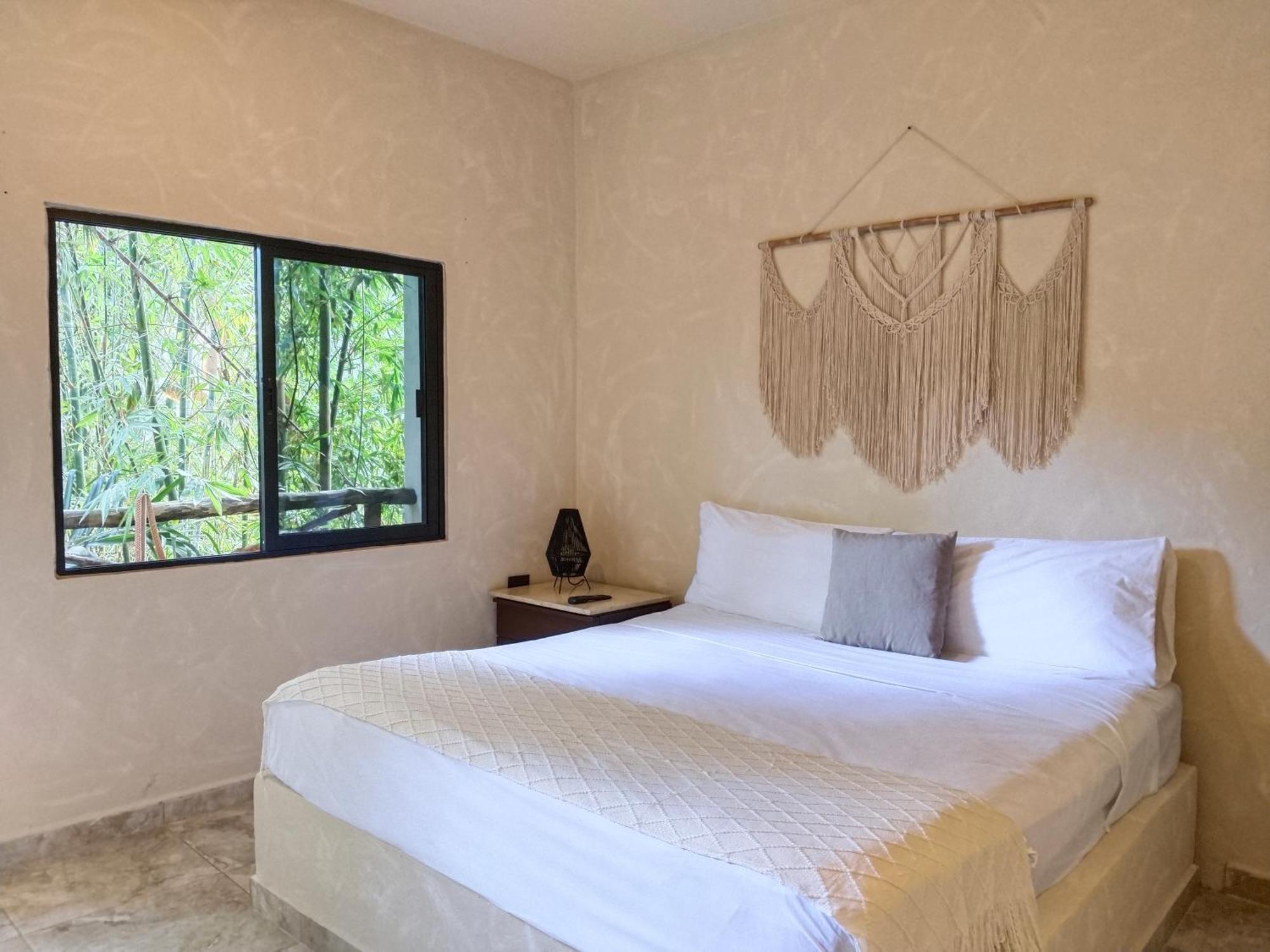 Casa Lupita Hotel 4*