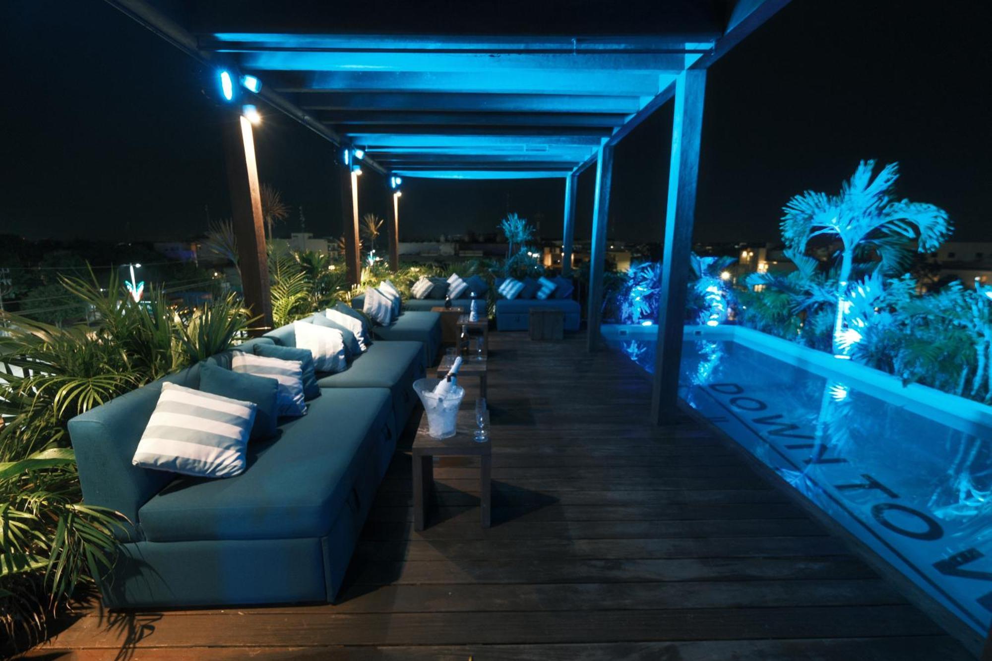 Downtown Hotel 3*