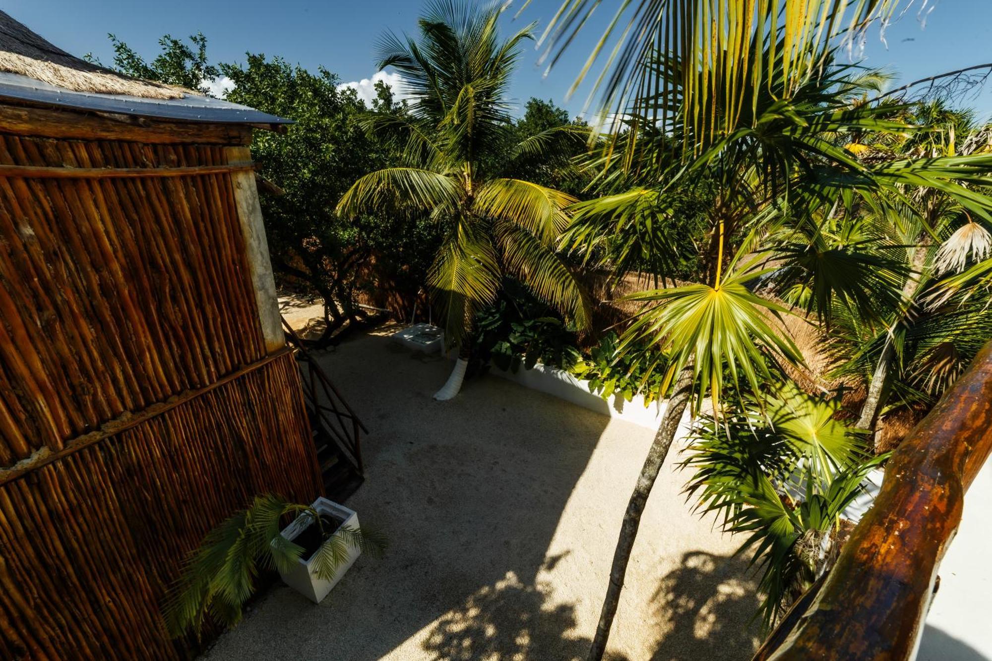 Hotel Co.bañitas