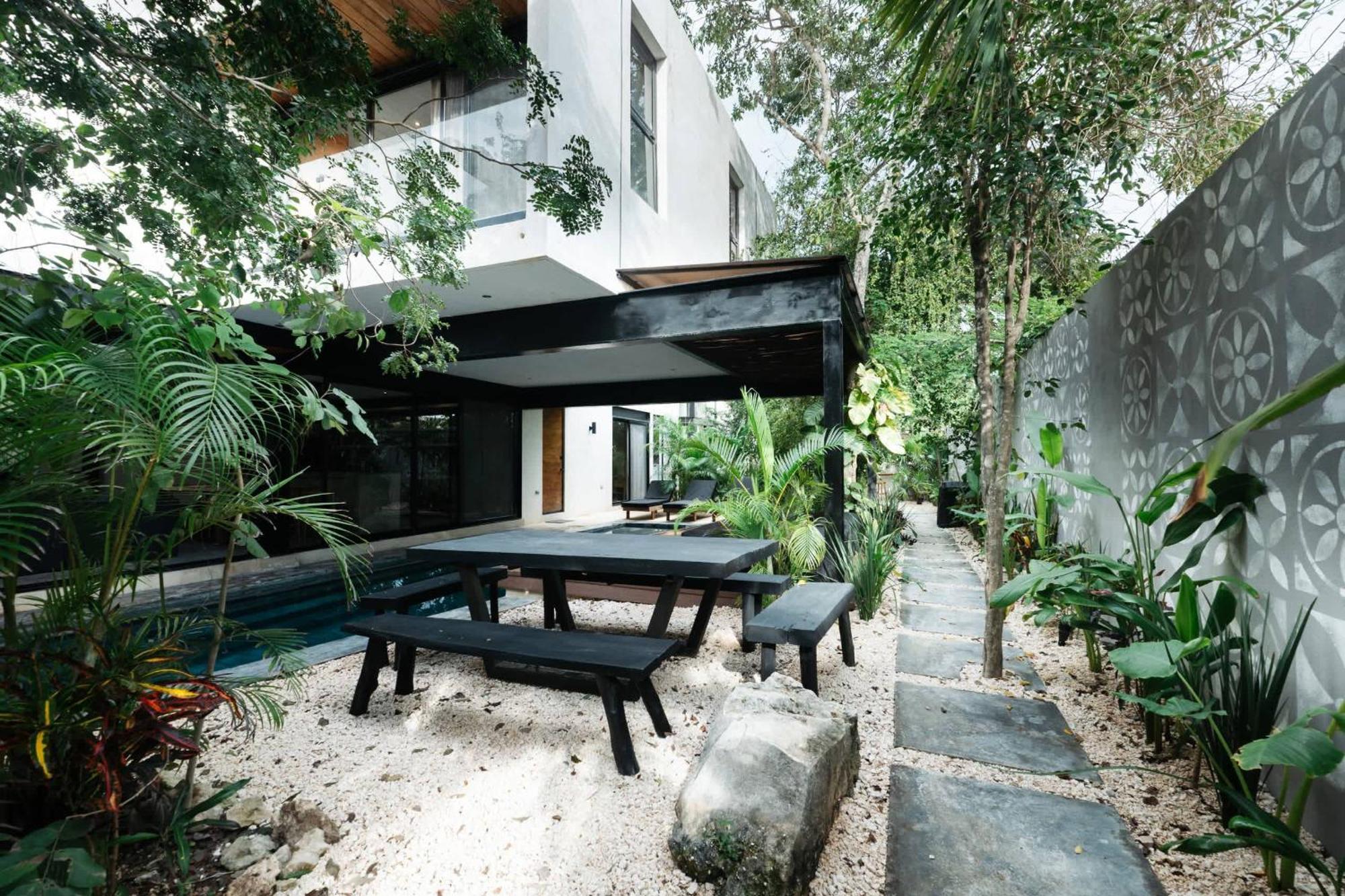 Casa Kefi- Award Winning - Jungle Paradise *