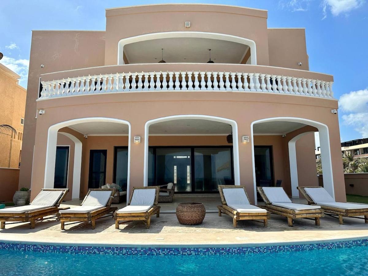 Villa Hacienda Tankah Stunning Private With 7 Bedrooms 8 Beds Pool And Personal Cook Luxury Exclusivity And Comfort For Groups And Families Of Up To 14 Guests In A Paradise By The Sea *