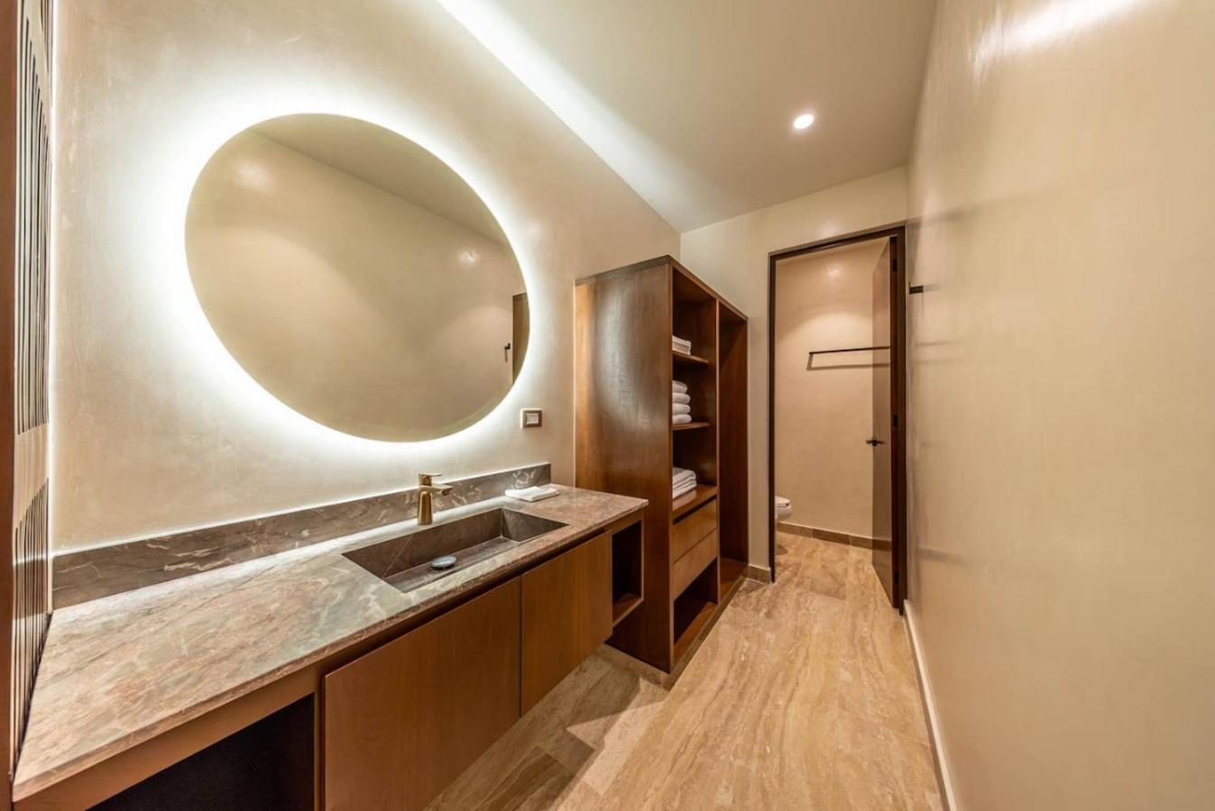 Lux 2br With Rooftop Pool And Close To Сasa de vacaciones *