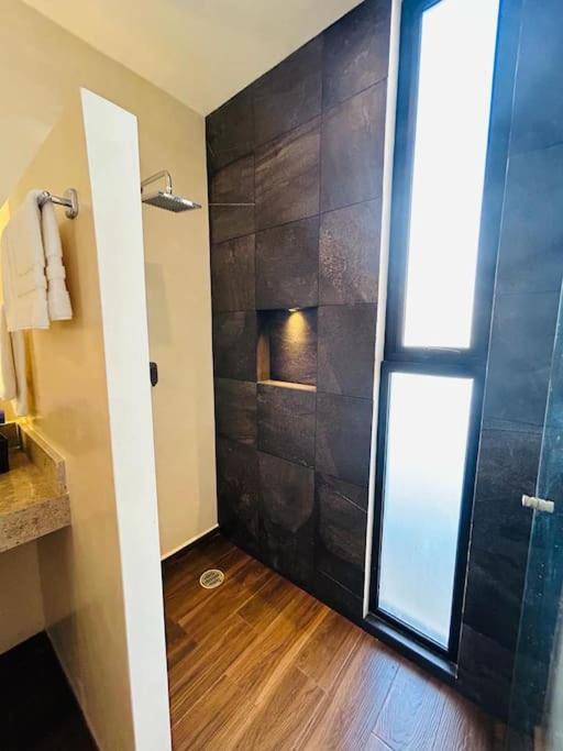 Modern 2 Bedroom 2 Bathroom In Apartamento Tulum