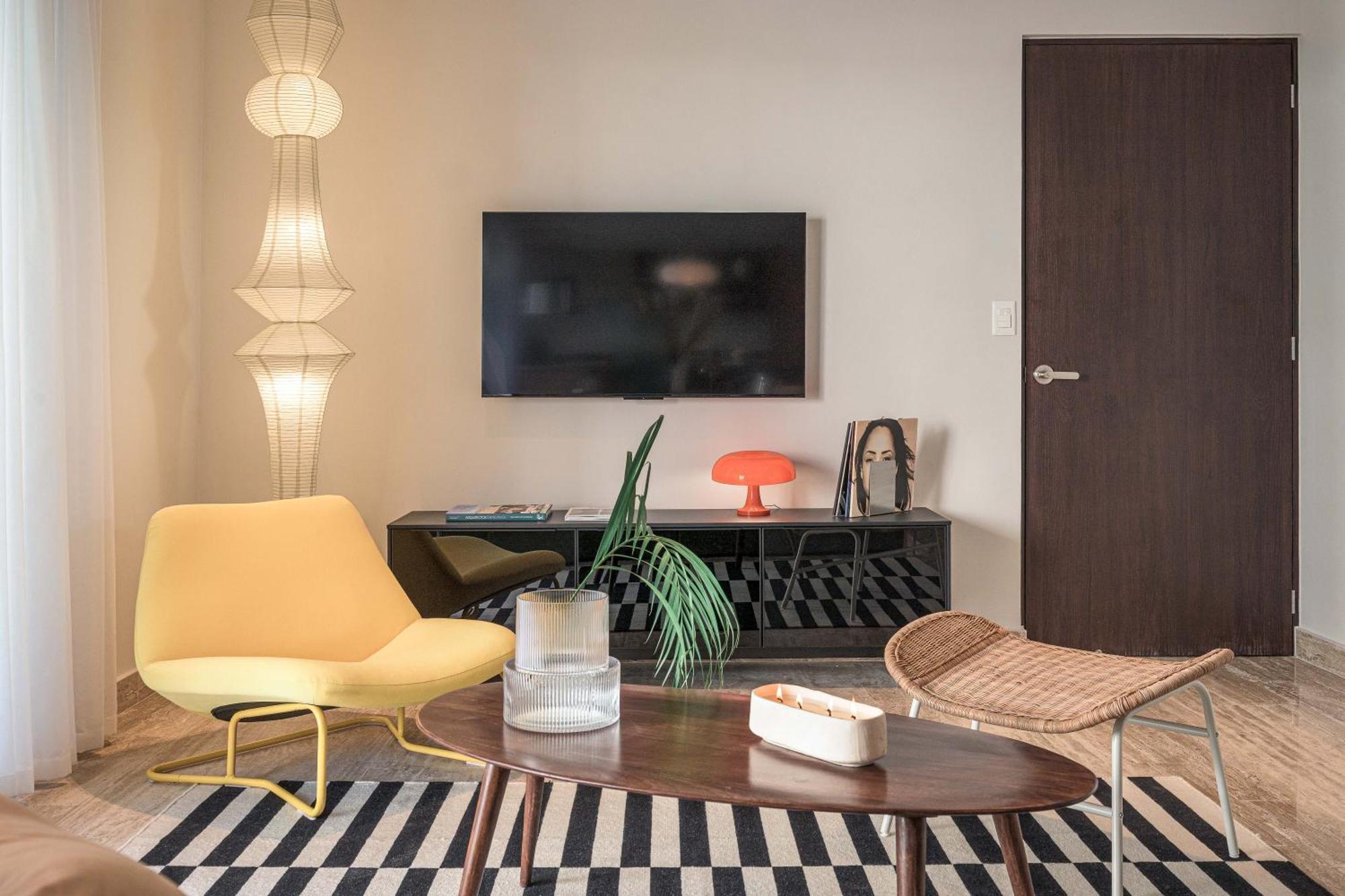 70's Experience In With Pool View Apartamento