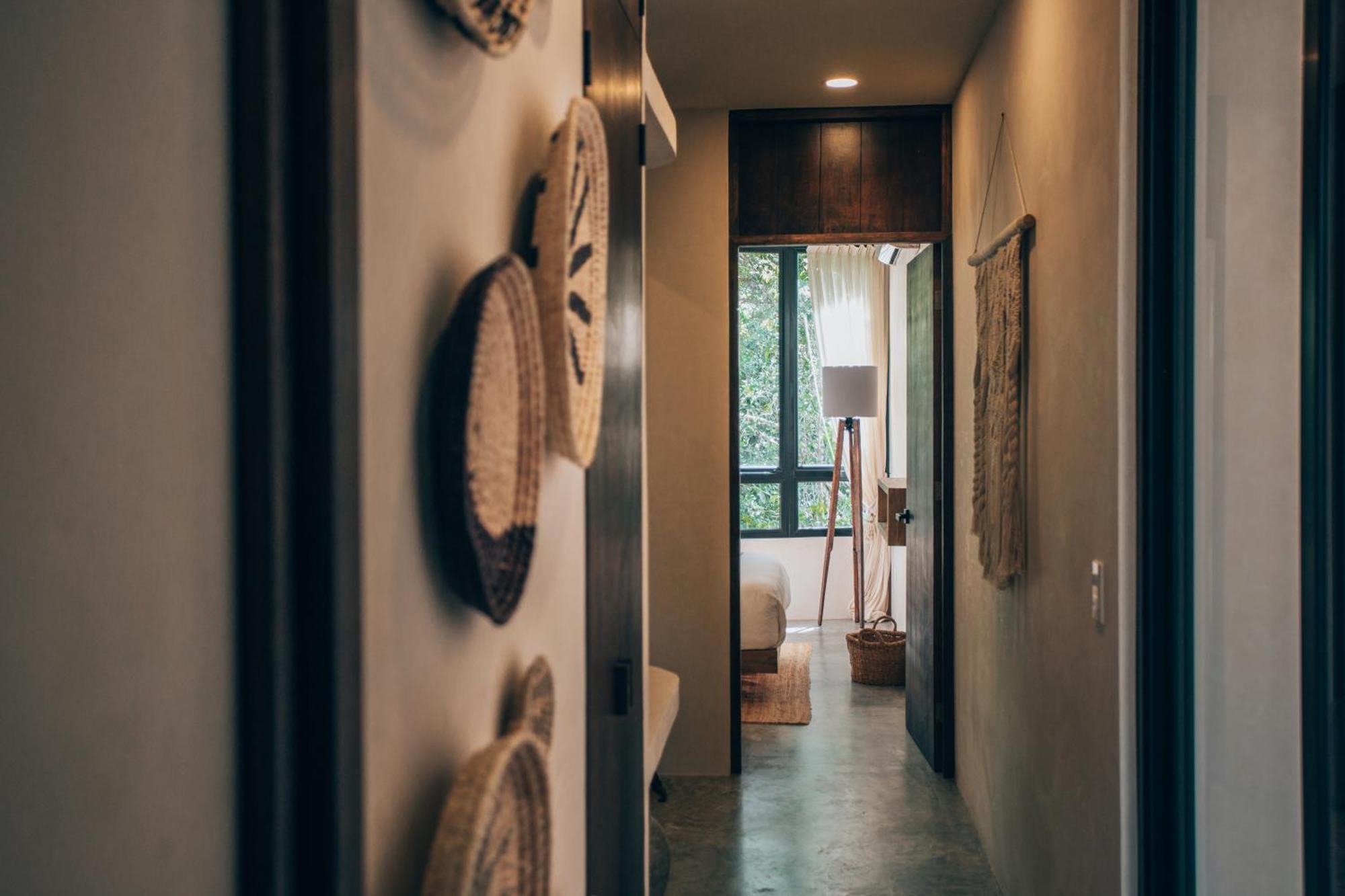 Luxury Jungle Villa-pvt Pool -100mbs- Concierge 8a Villa *