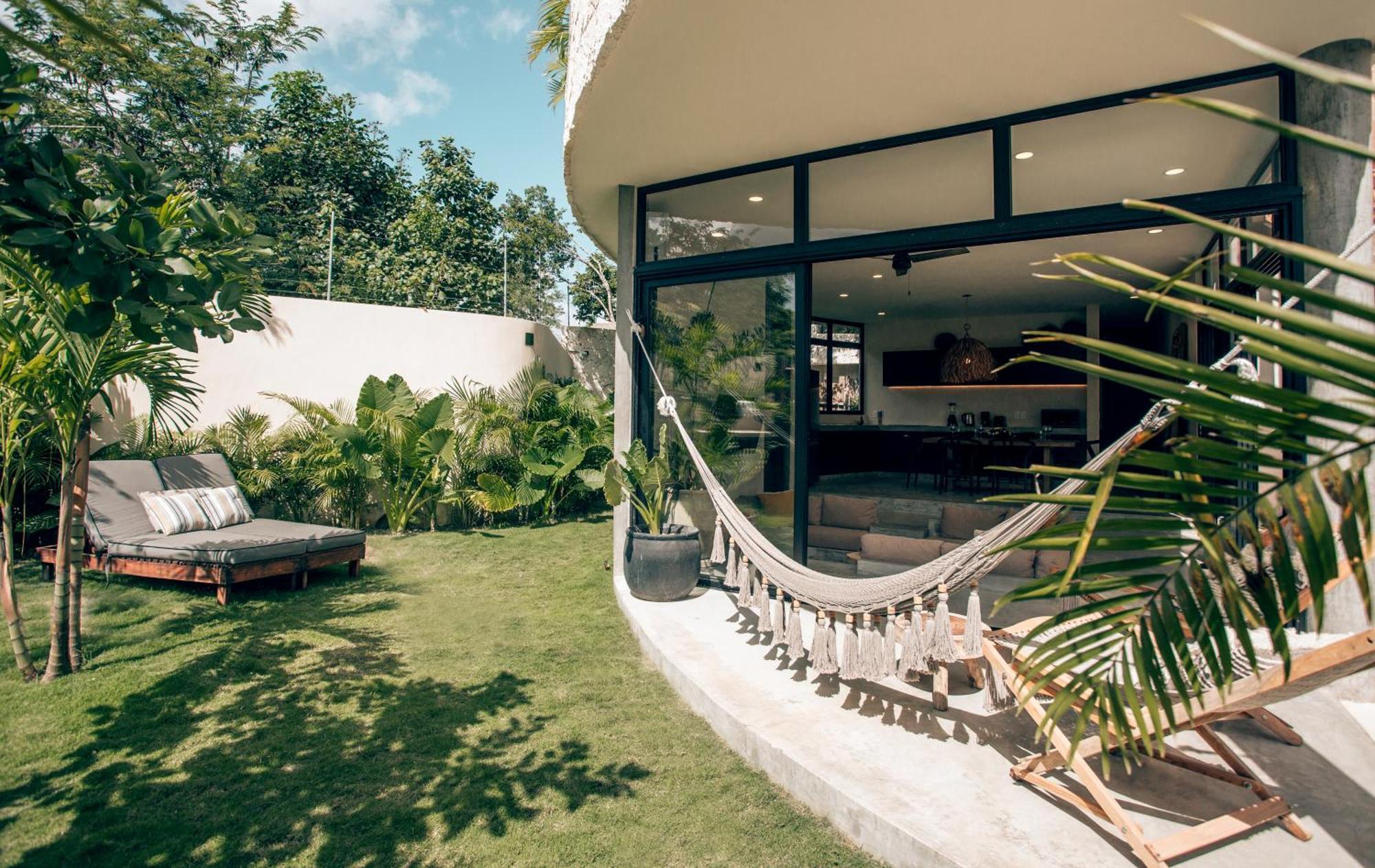 Boho Jungle - Pvt Pool -100mbs- Concierge 7a Villa *