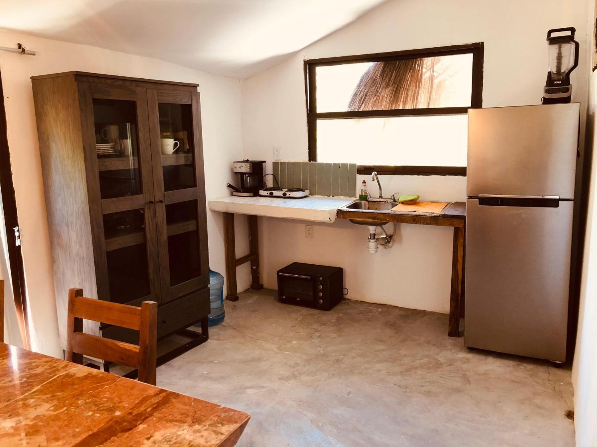 - Aldea Mangle & Cenote Lodge