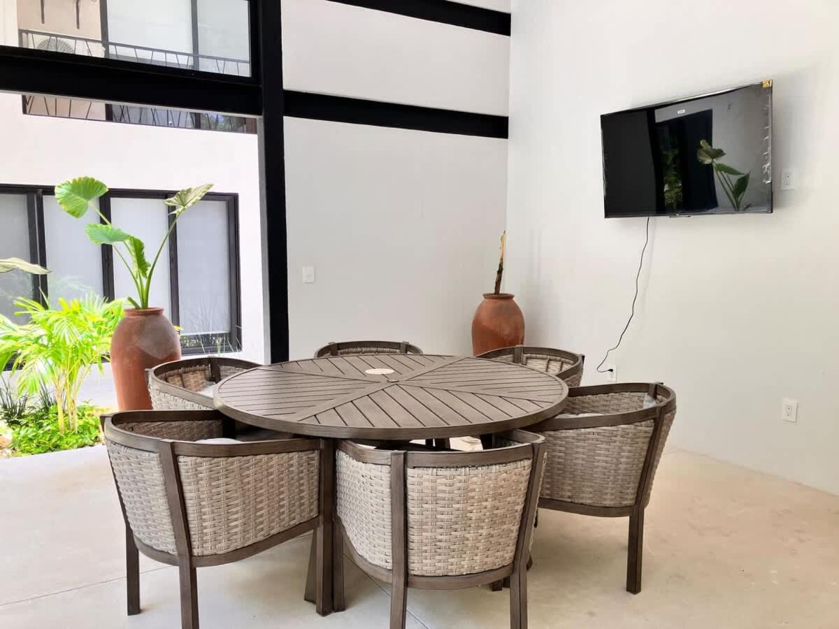 Groups For 7 Guest With 2 Bedrooms Balcony Common Pool Gym Yoga And Mini Market Ximbal Tulum
