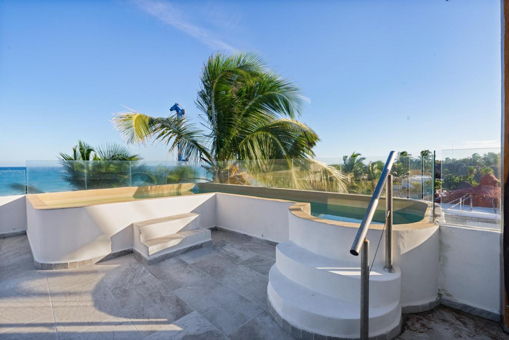 Playa Canek Beachfront Eco 4* Tulum