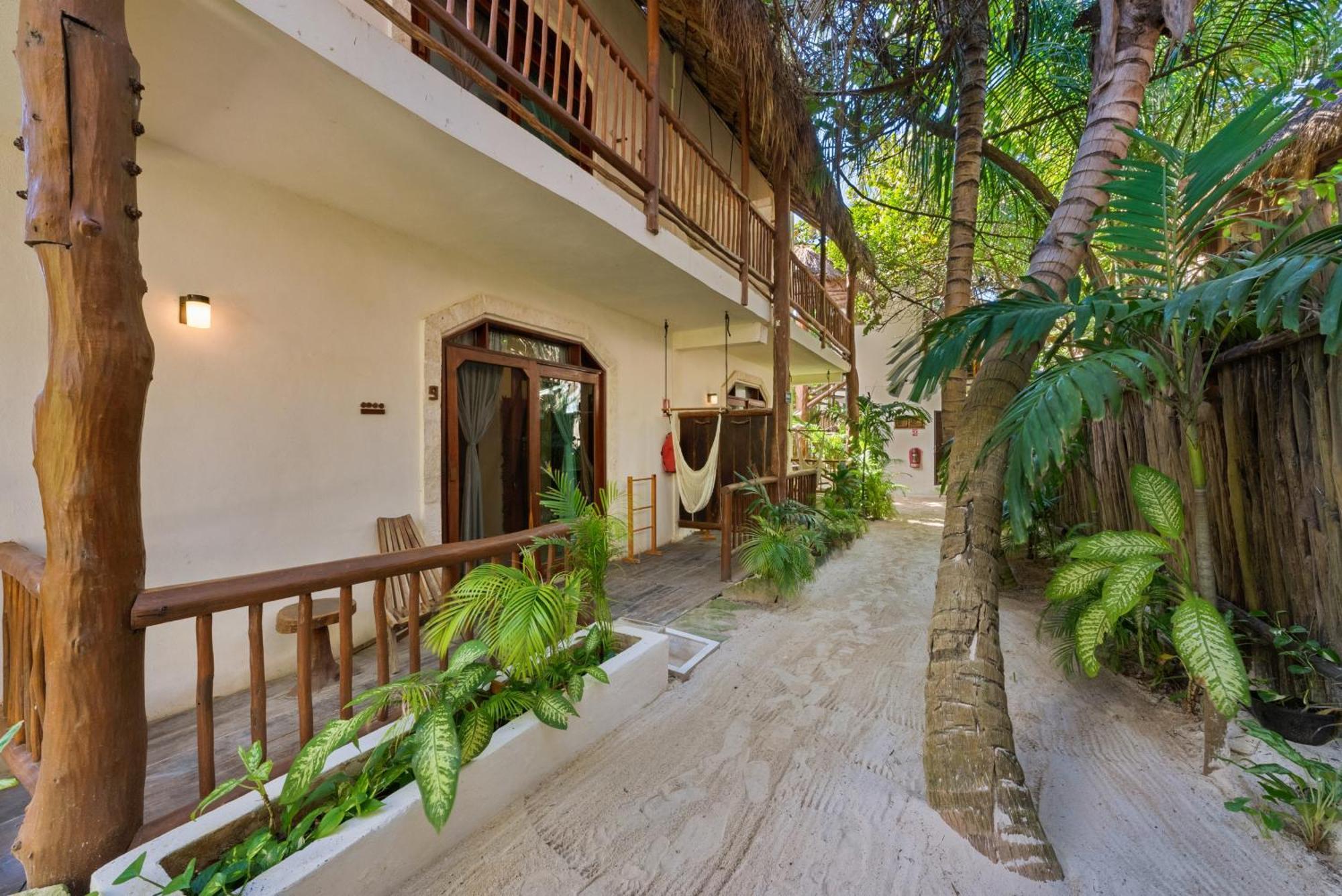 Playa Canek Beachfront Eco 4* Tulum
