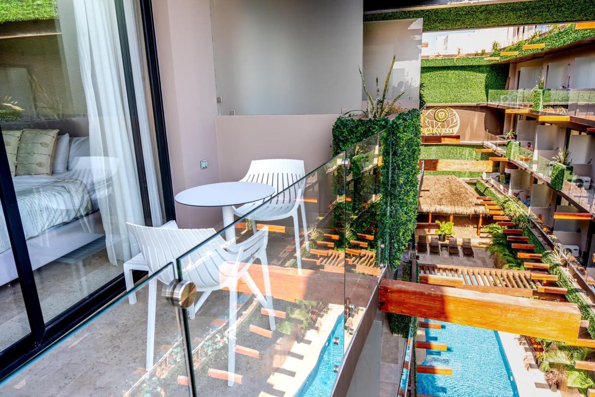 Bed and breakfast Menesse *