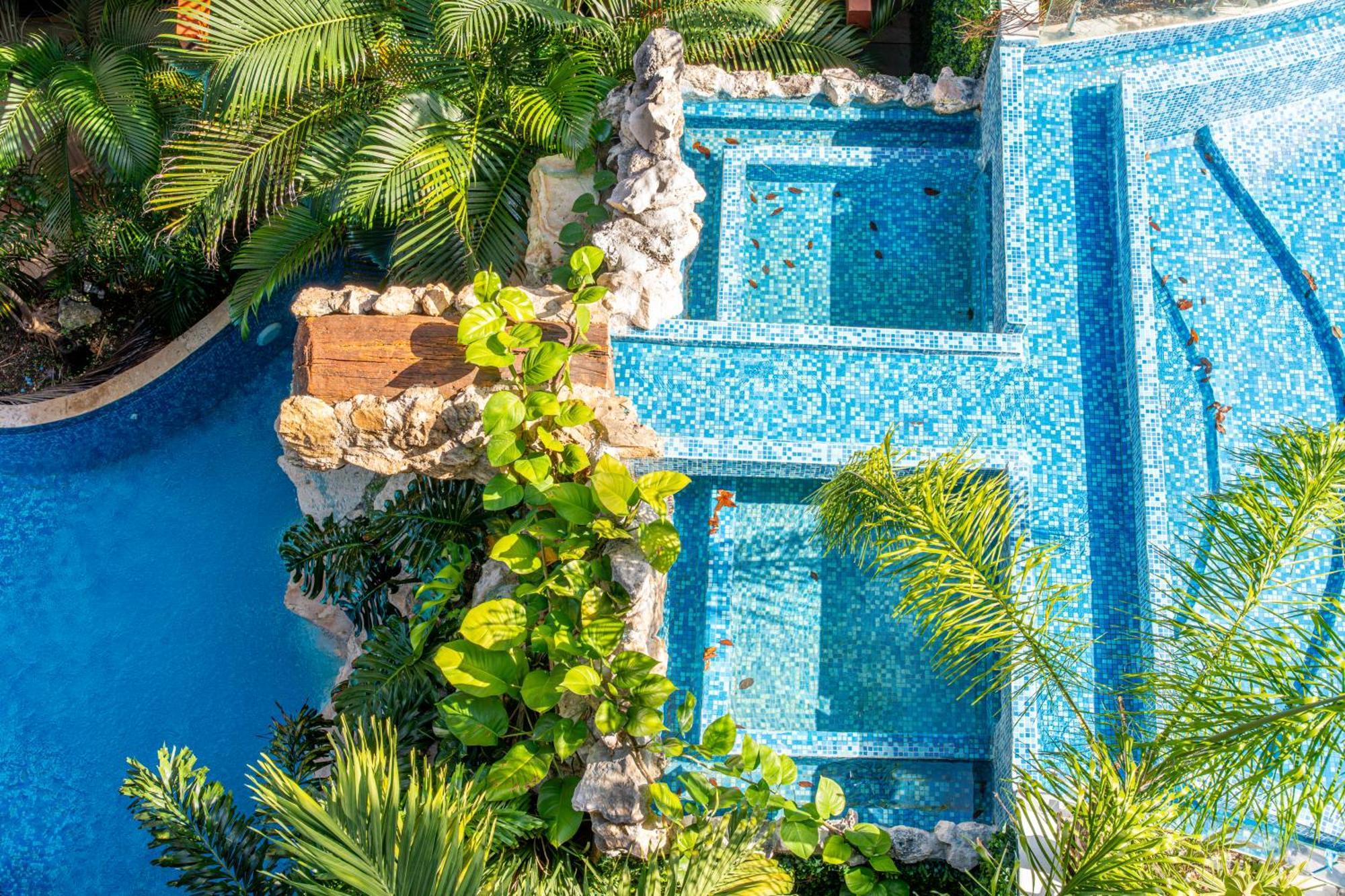 Menesse Tulum