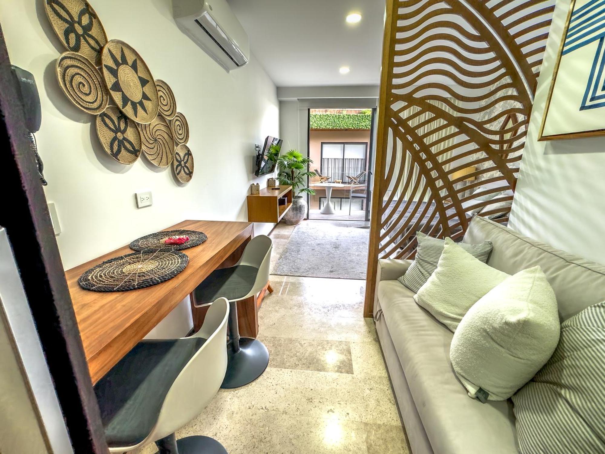 Menesse Tulum