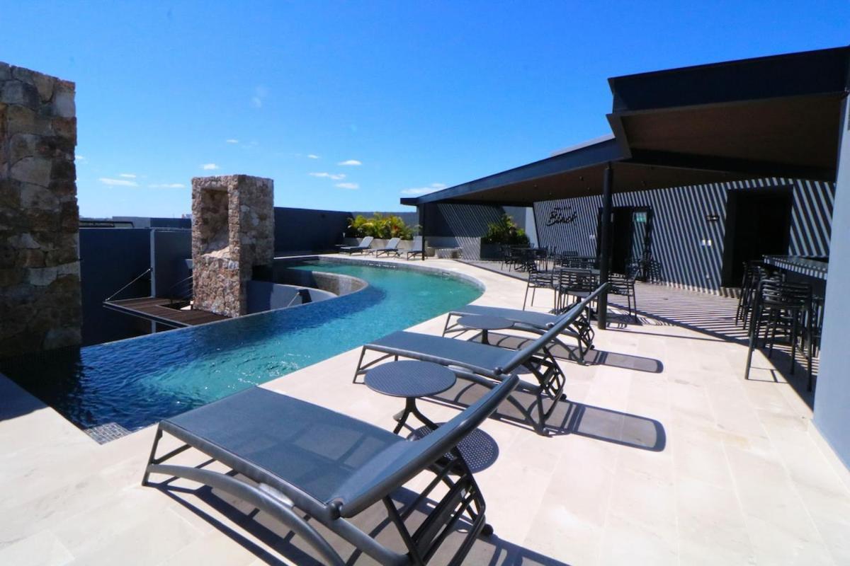 Luxurious 2br In With Breathtaking Views *