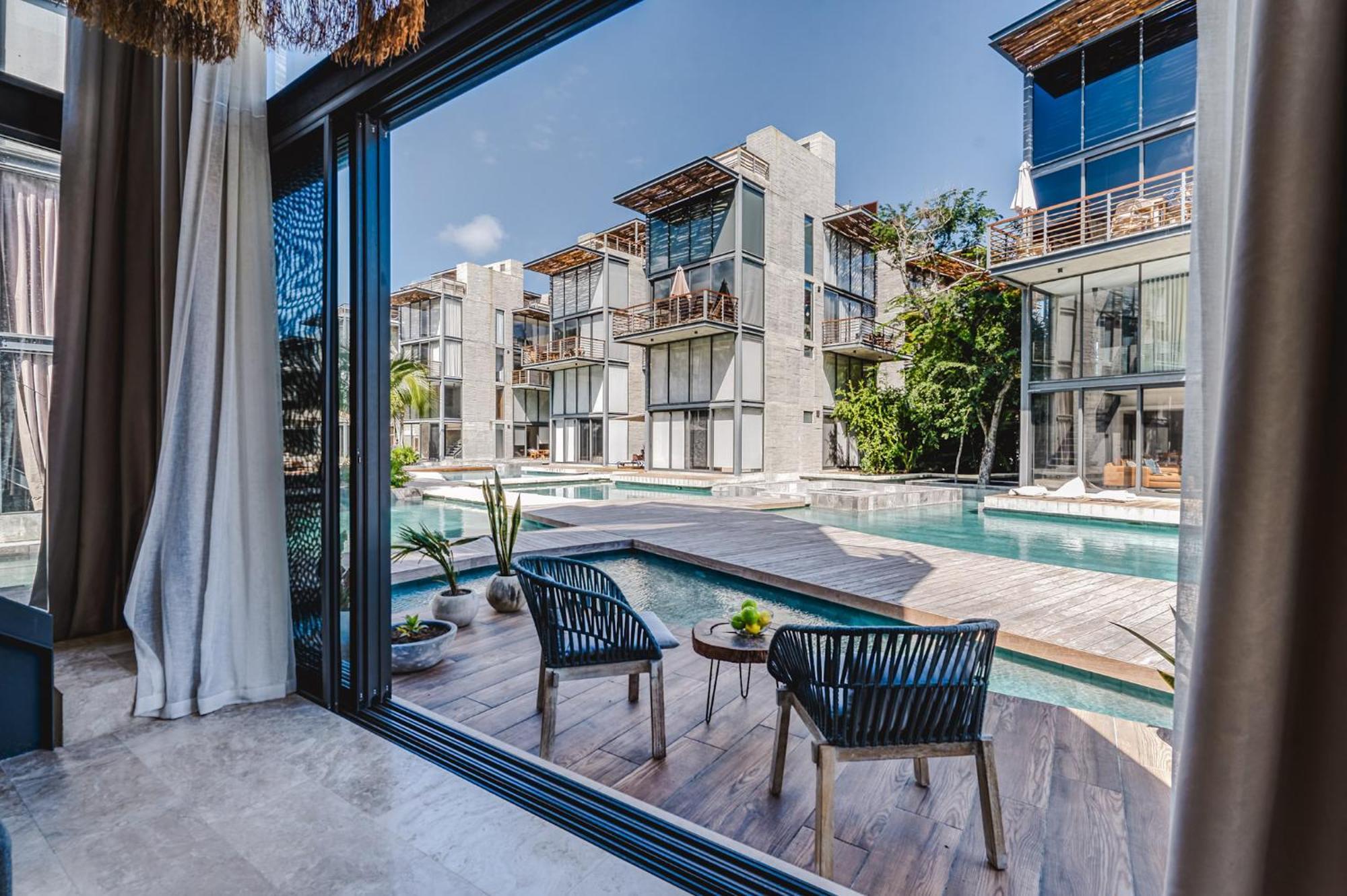 1br Swim Up Loft W Cenote Big Gym Pools *