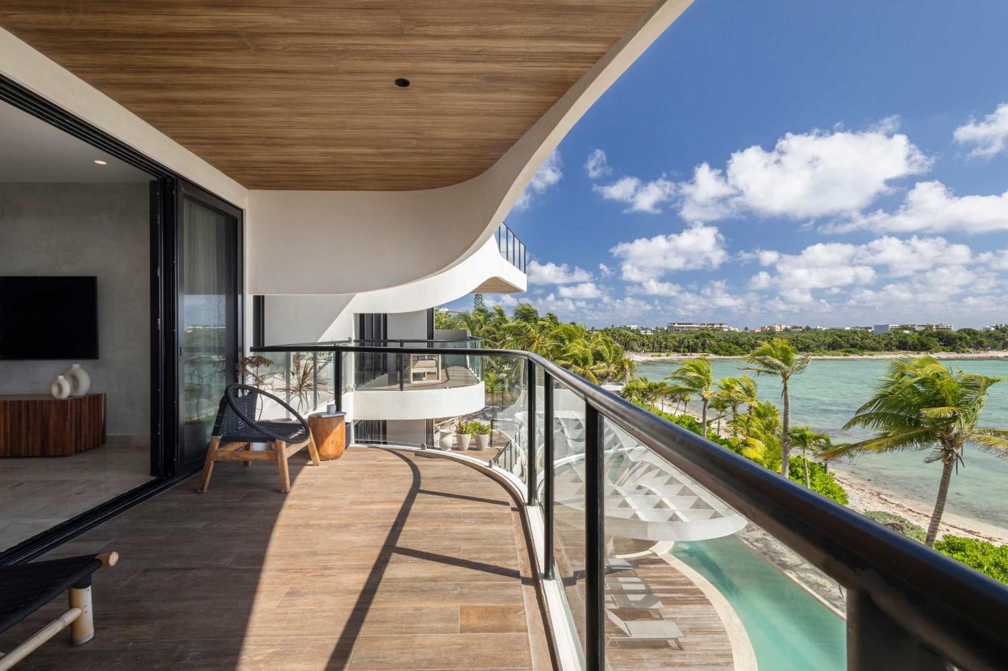 Luxury Oceanfront - Mexico