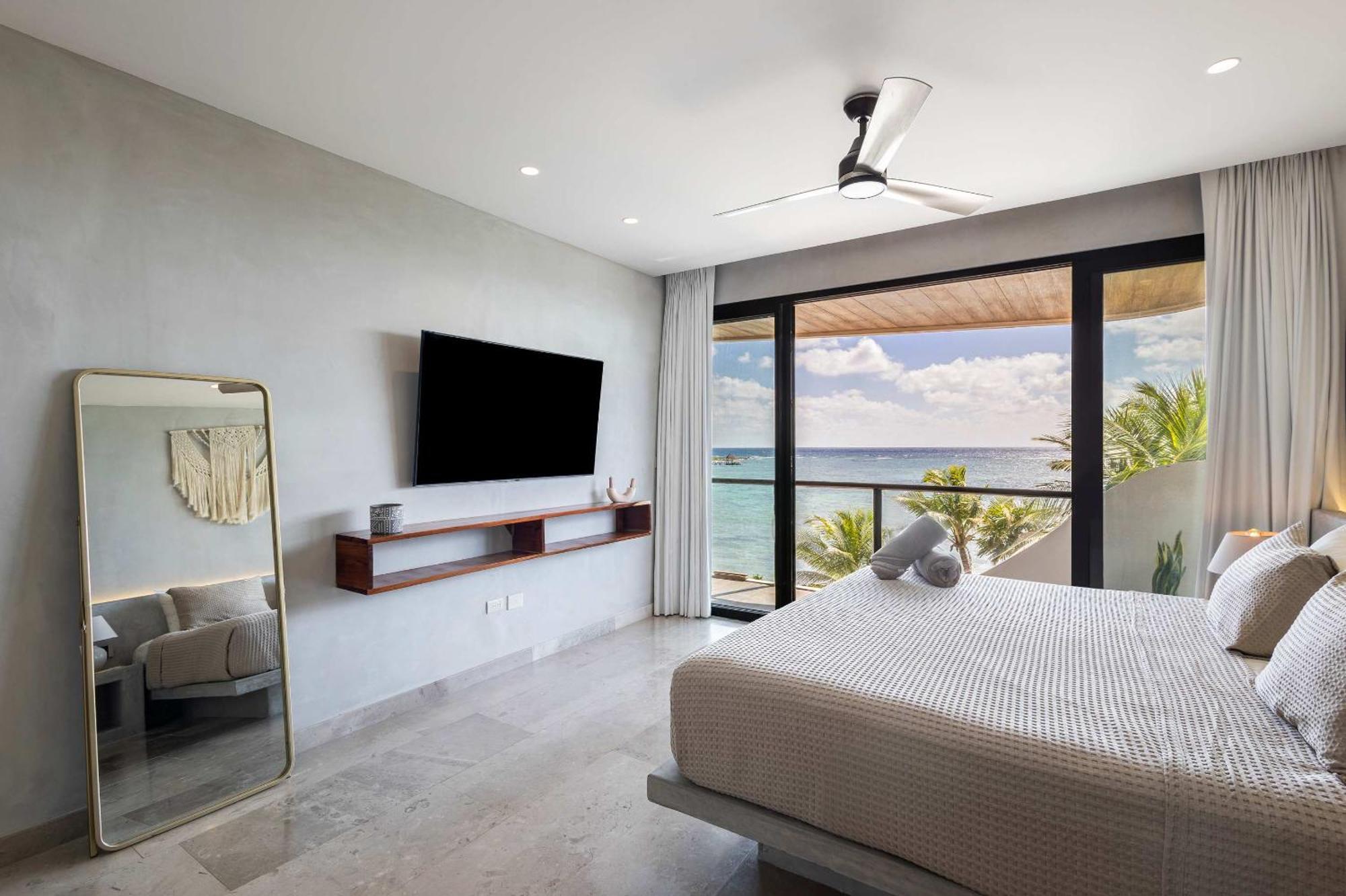 Luxury Oceanfront - Mexico