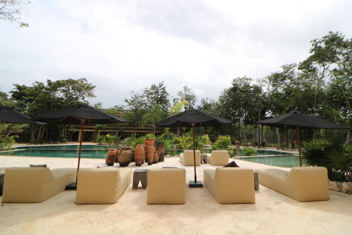 Lush Jungle Retreat Gated Community & Concierge Apartamento