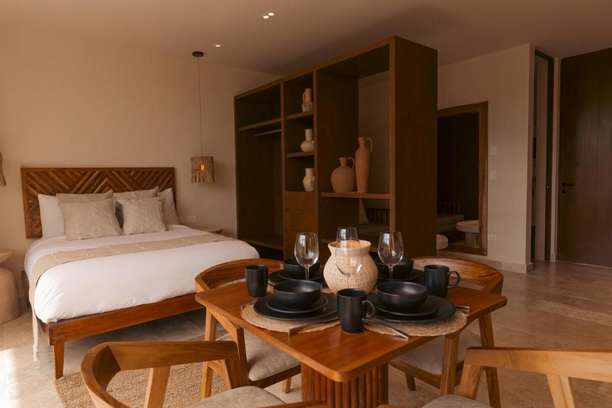 Apartamento Lush Jungle Retreat Gated Community & Concierge