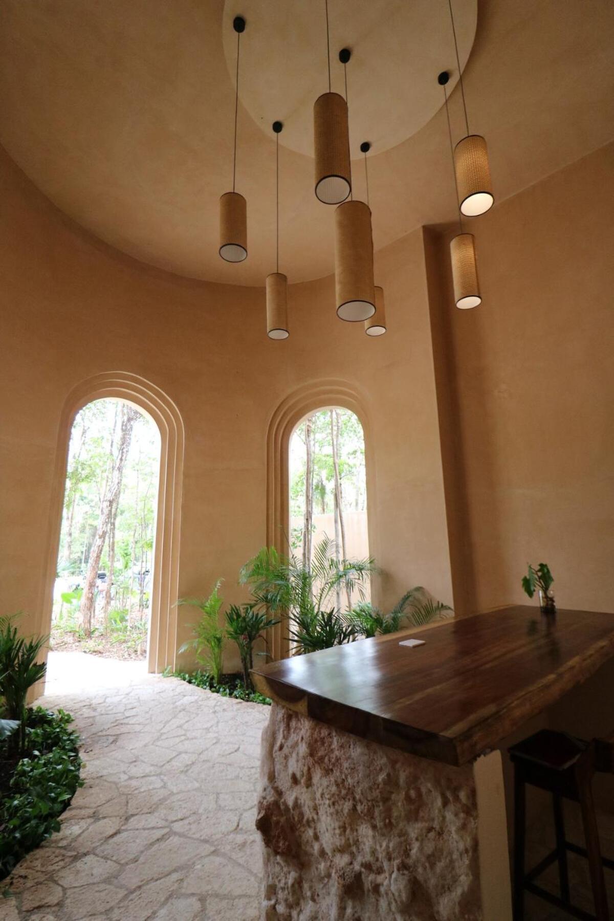 Lush Jungle Retreat Gated Community & Concierge Apartamento