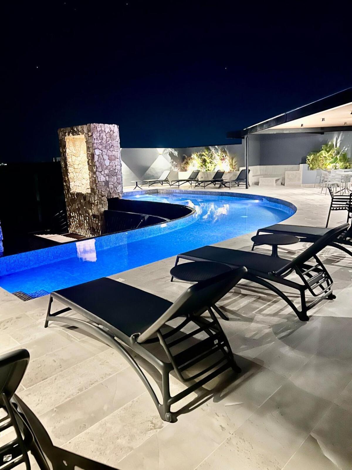 Apartamento Luxury 2bdr With Direct Pool In Paramar Black *