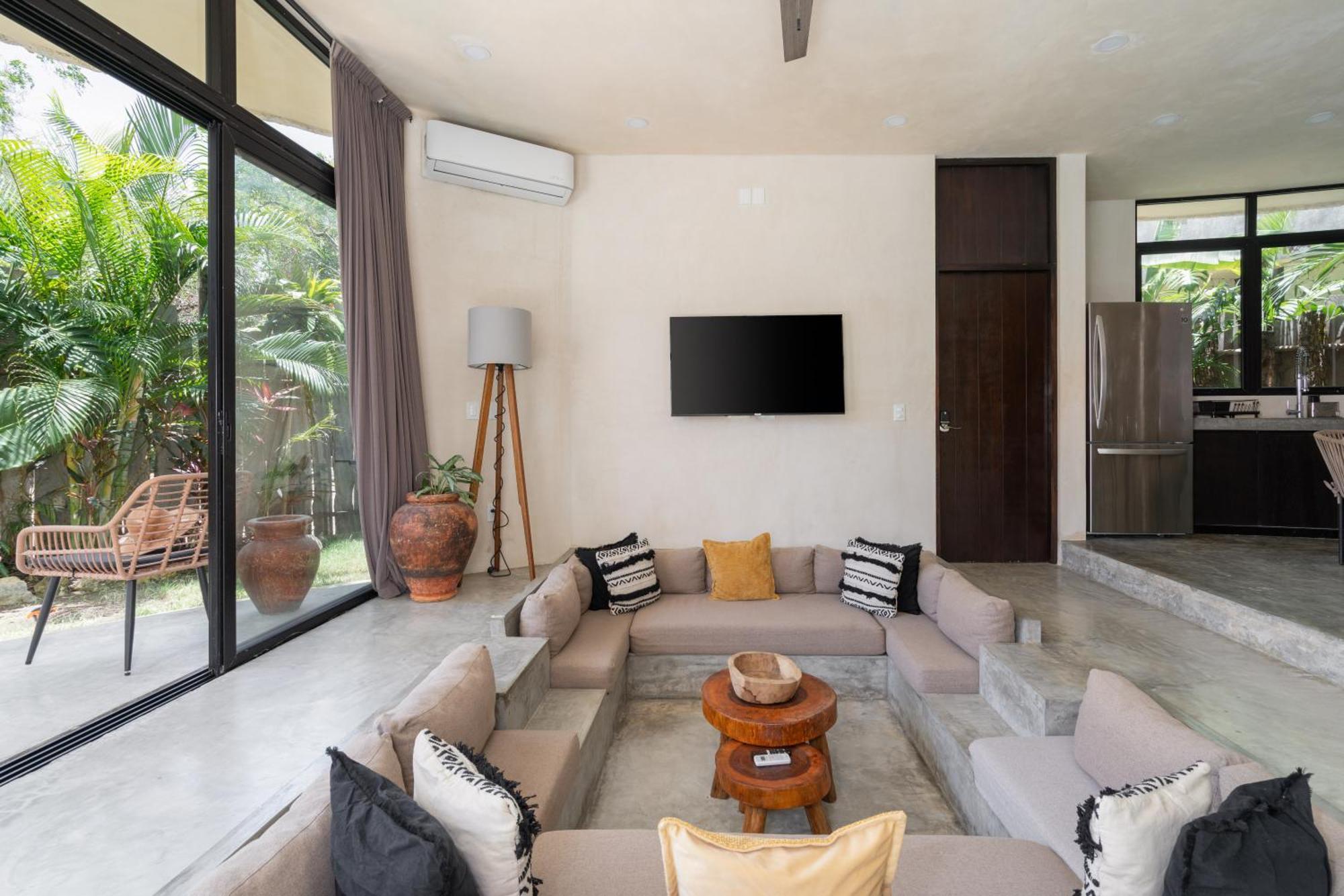 Villa Rousseau Jungle Priv Pool Concierge 1b
