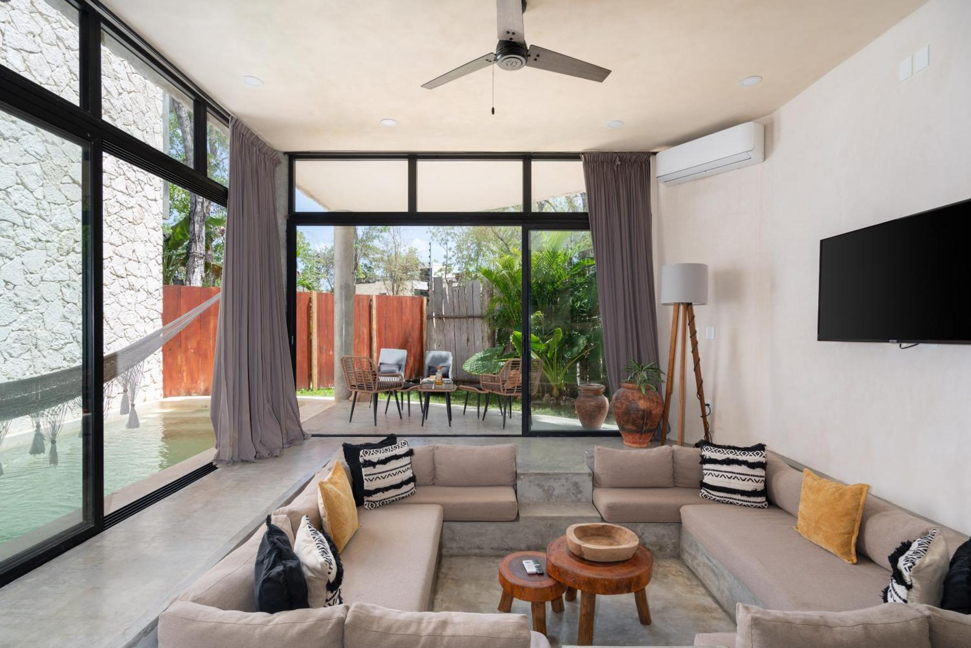 Villa Rousseau Jungle Priv Pool Concierge 1b *