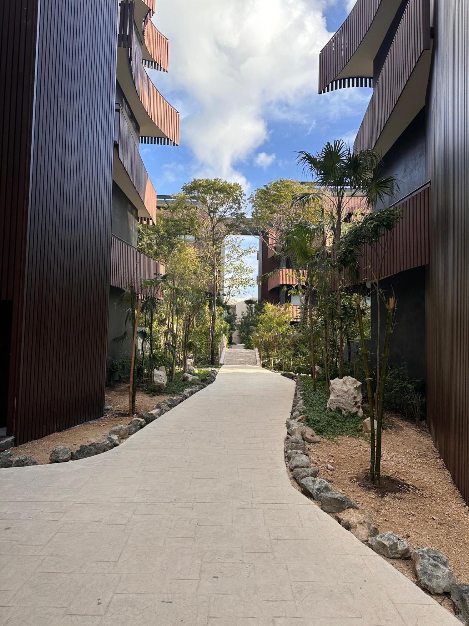 Amira District By Monkey Lifestyle *