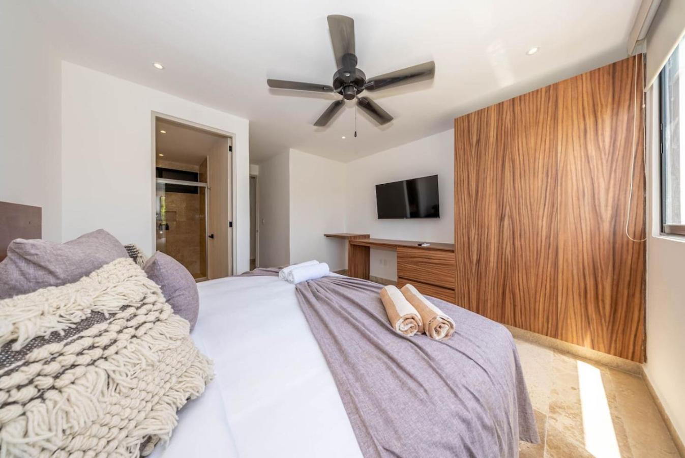 Lux 2 Bd W Balcony, Rooftop Pool In Aldea Zama Сasa de vacaciones Tulum