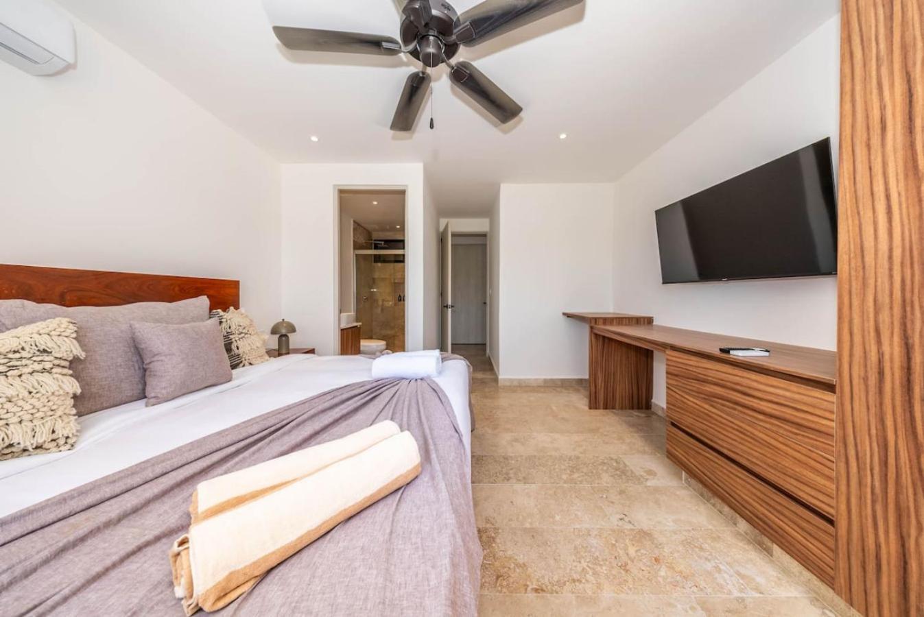 Сasa de vacaciones Lux 2 Bd W Balcony, Rooftop Pool In Aldea Zama *