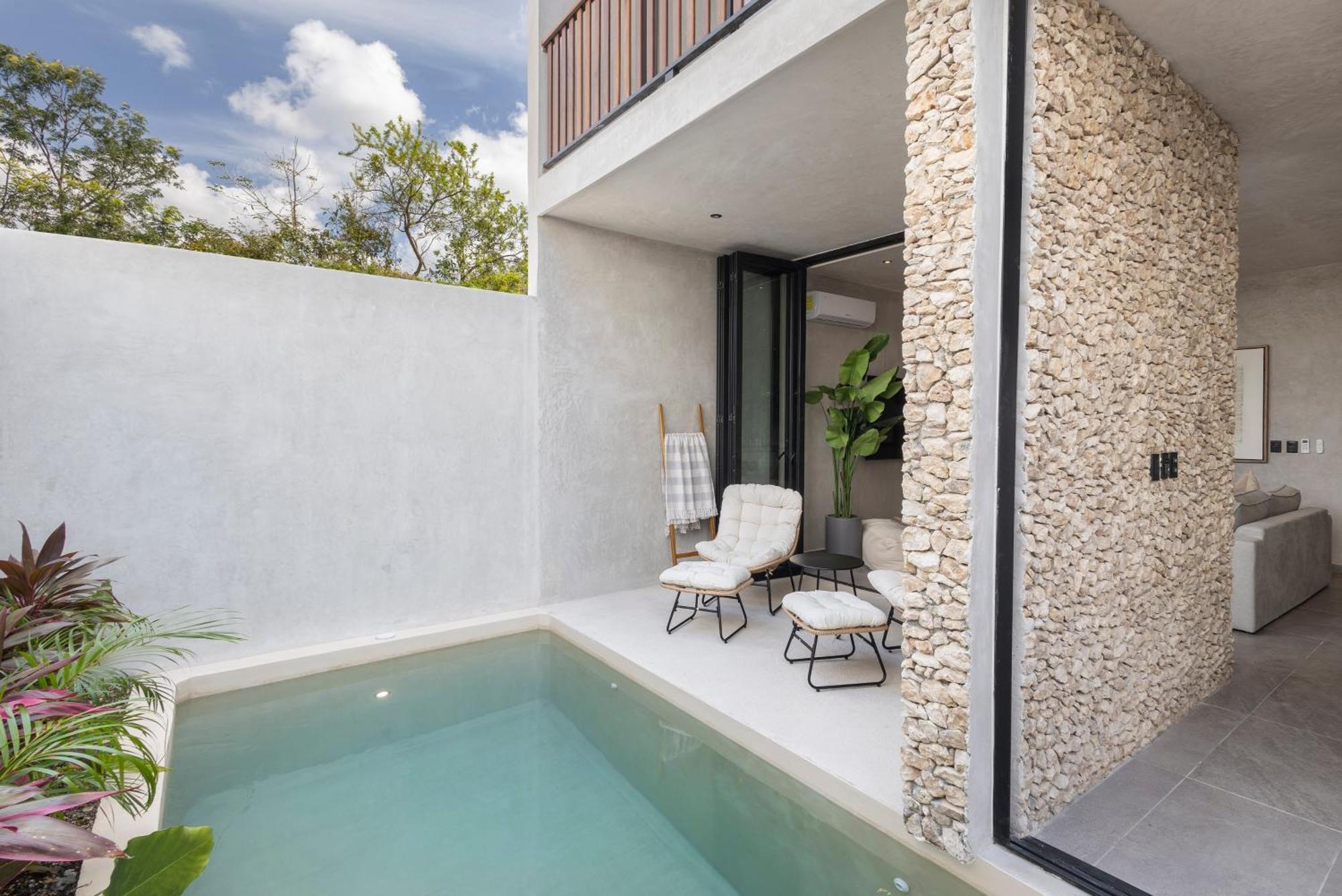 Modern And Luxury With 2 Private Pools In Villa