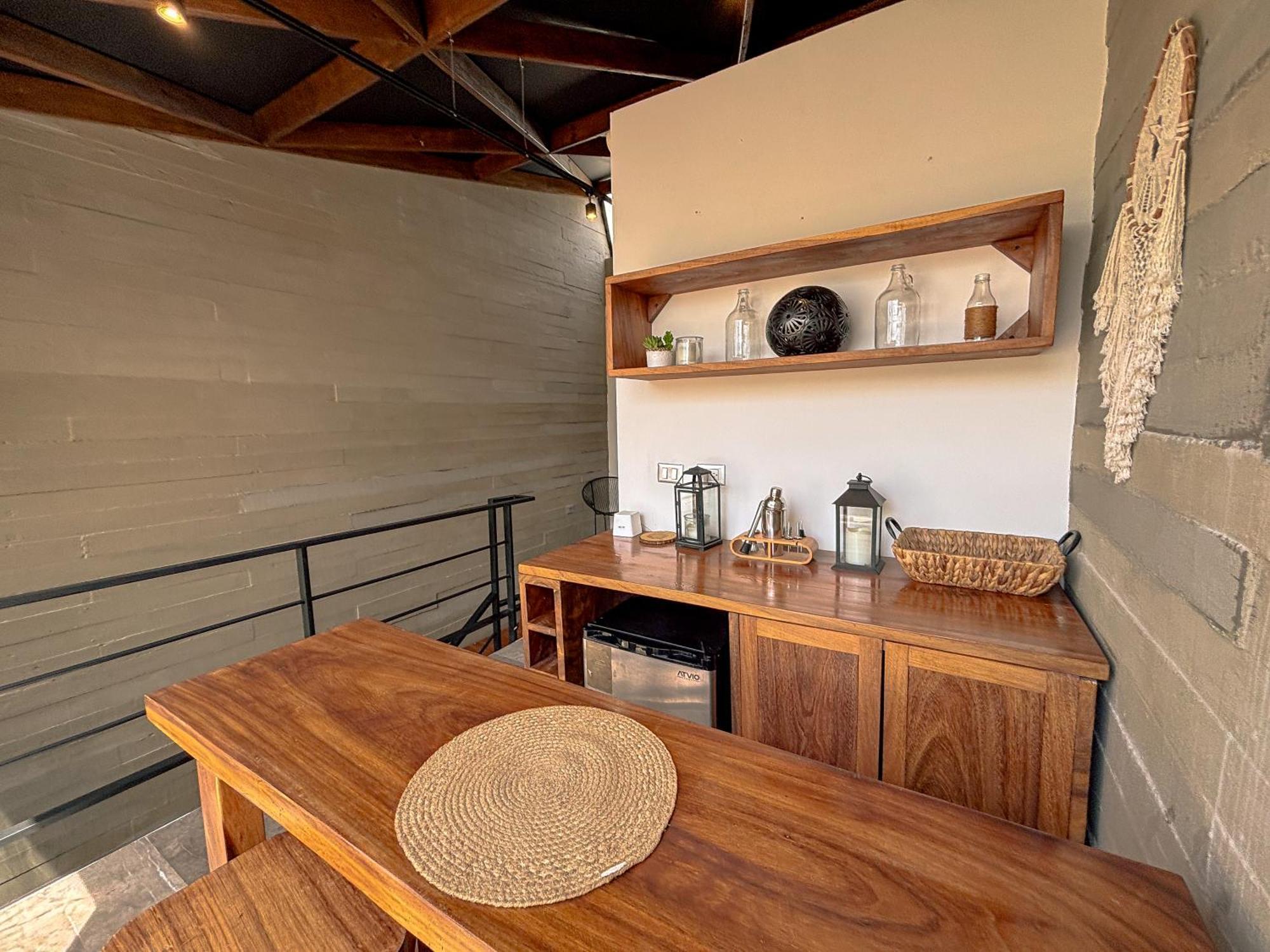 Lujoso Penthouse De Tres Pisos En Madara Apartamento *